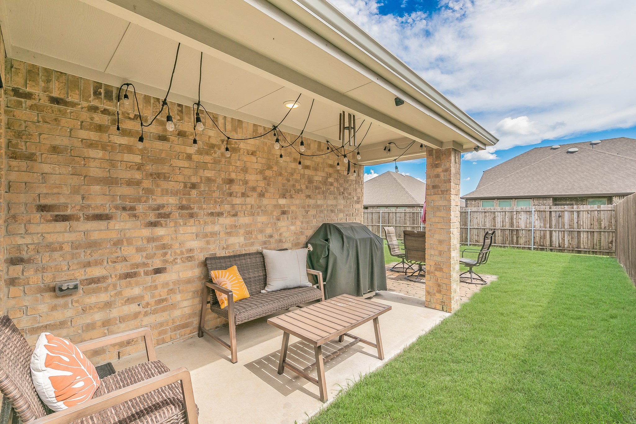 3213 Honeycomb Way