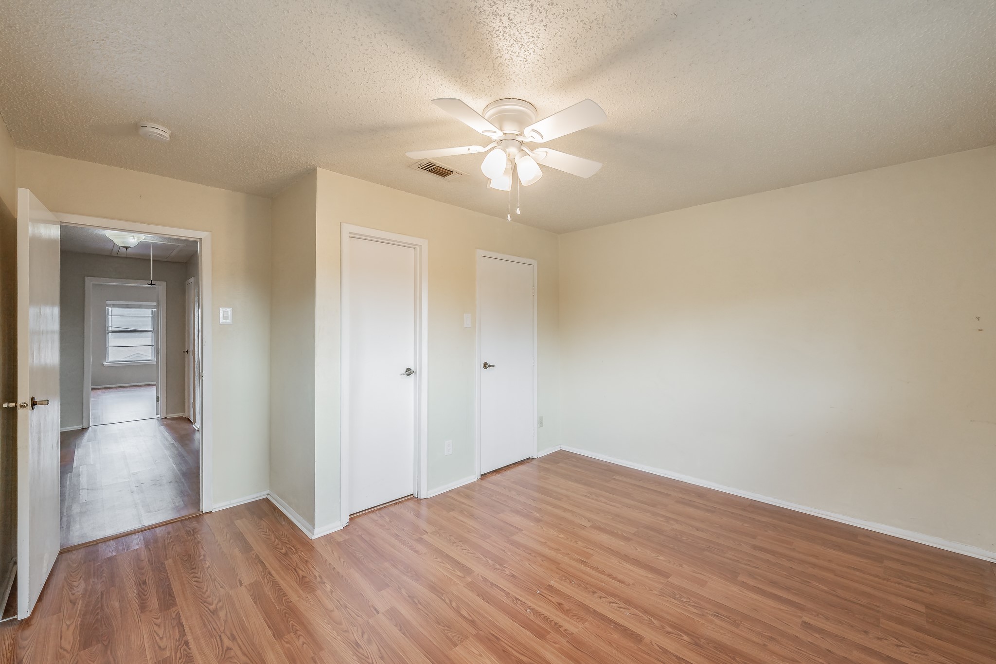 936 Shady Creek Lane