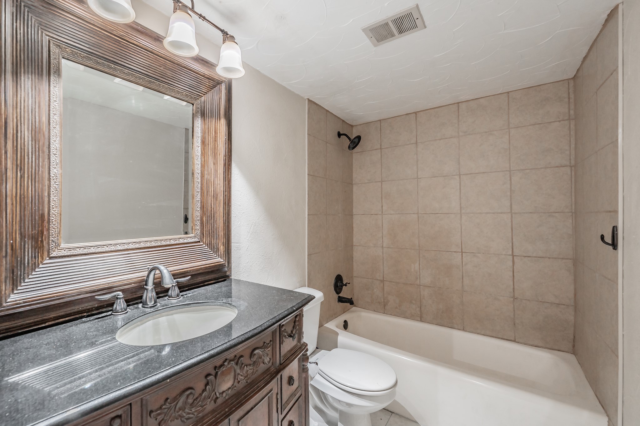 936 Shady Creek Lane