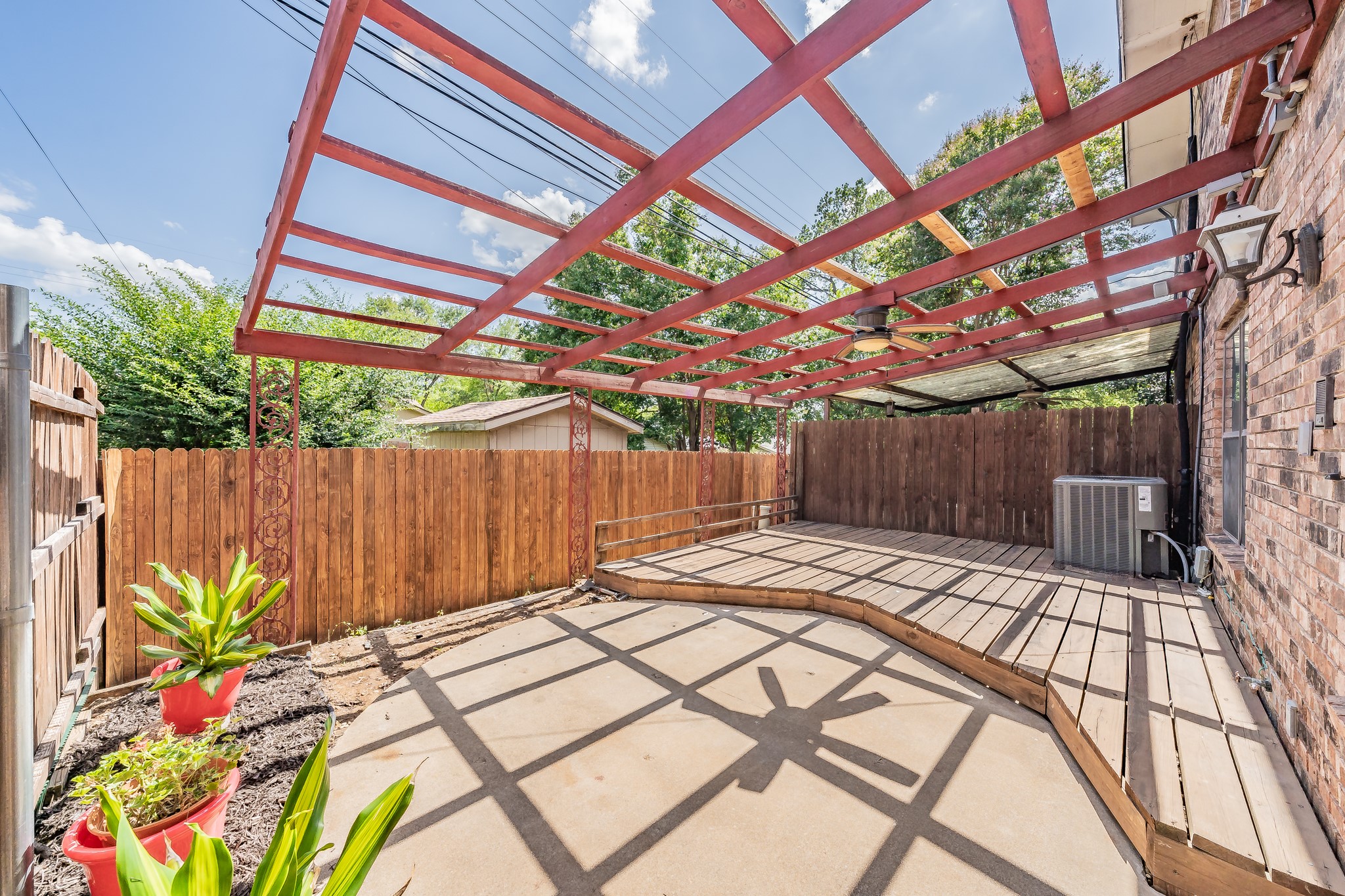936 Shady Creek Lane