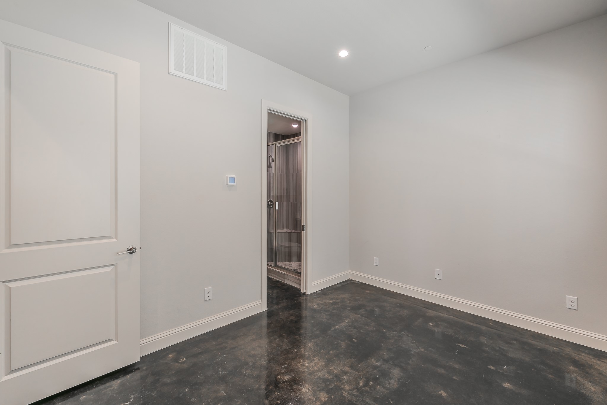 101 Decker Drive 602