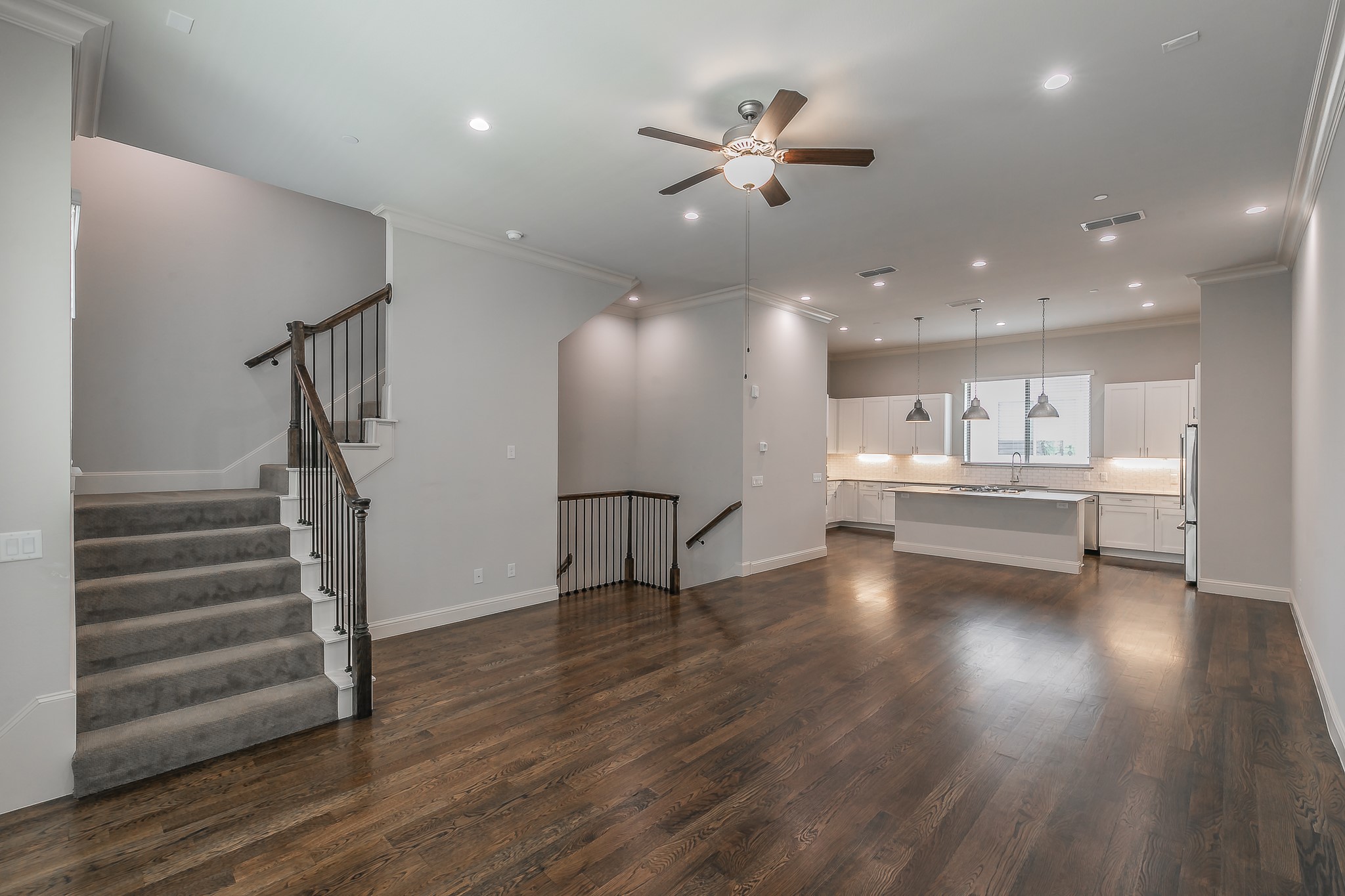 101 Decker Drive 602