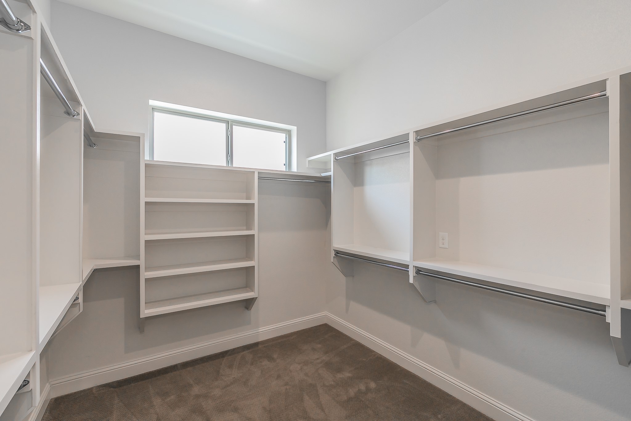 101 Decker Drive 602