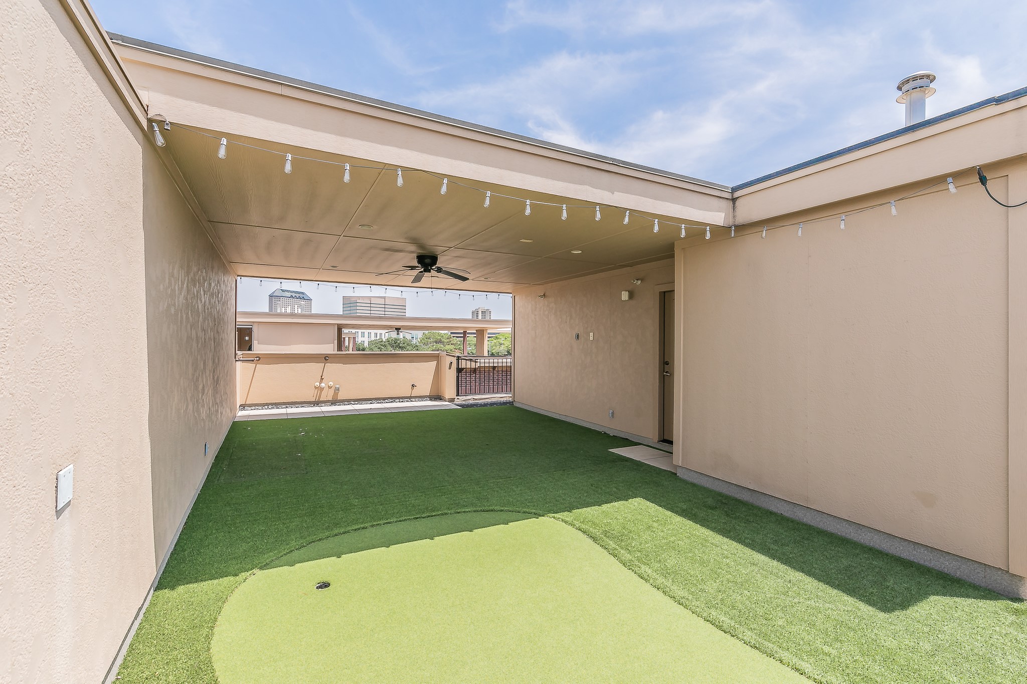101 Decker Drive 602