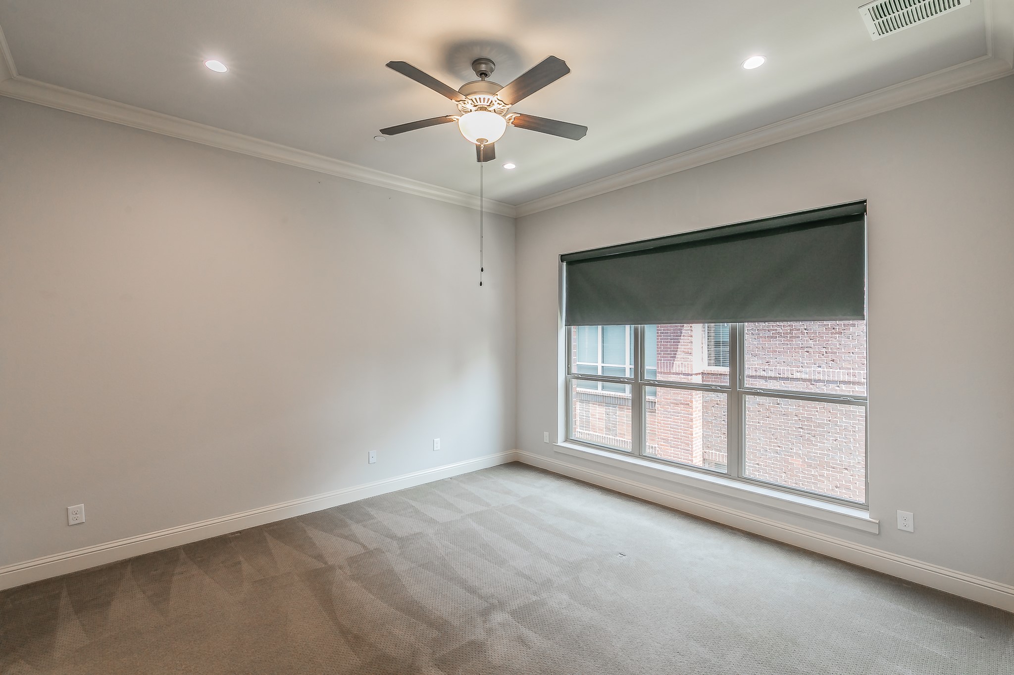 101 Decker Drive 602