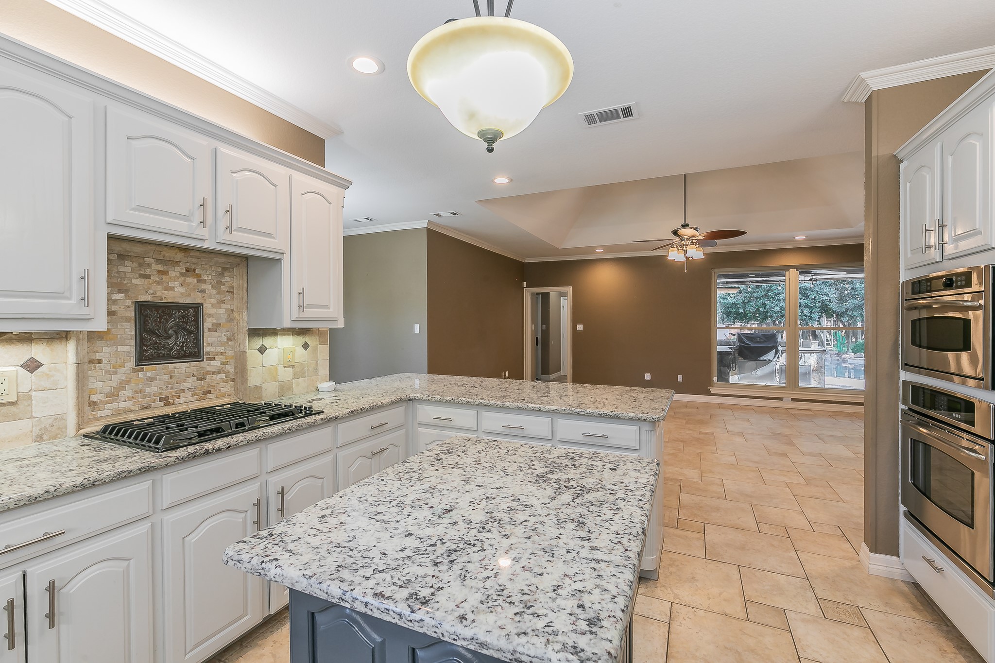 805 Willow Court