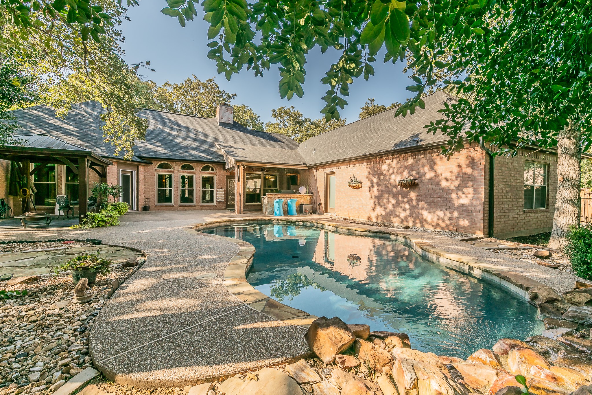 805 Willow Court