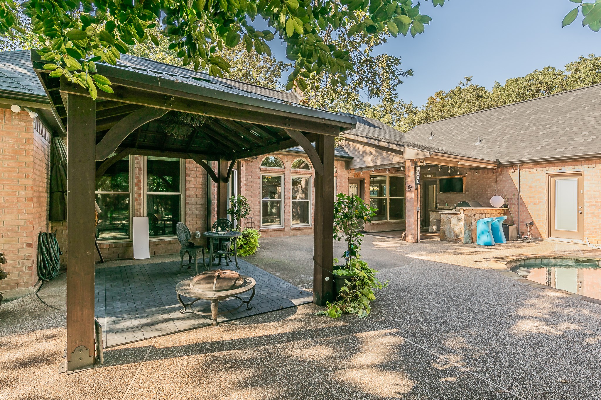 805 Willow Court