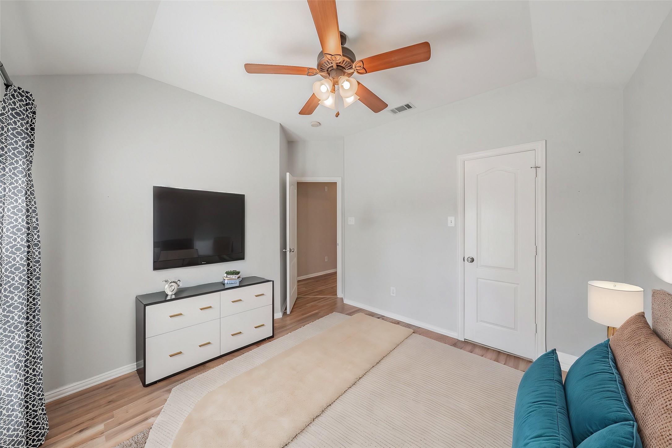 4633 Baldwin Lane