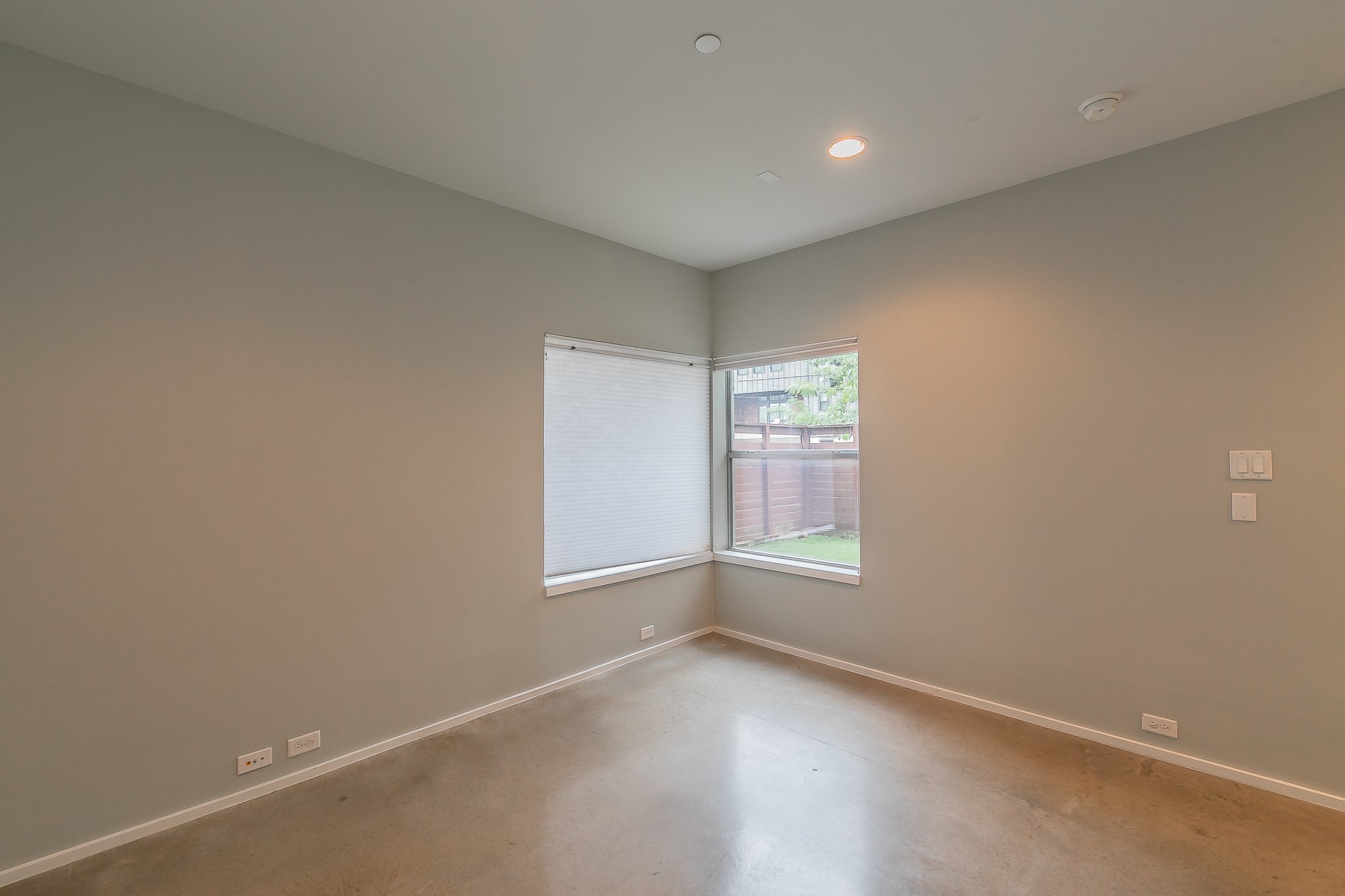 5205 Capitol Avenue 6