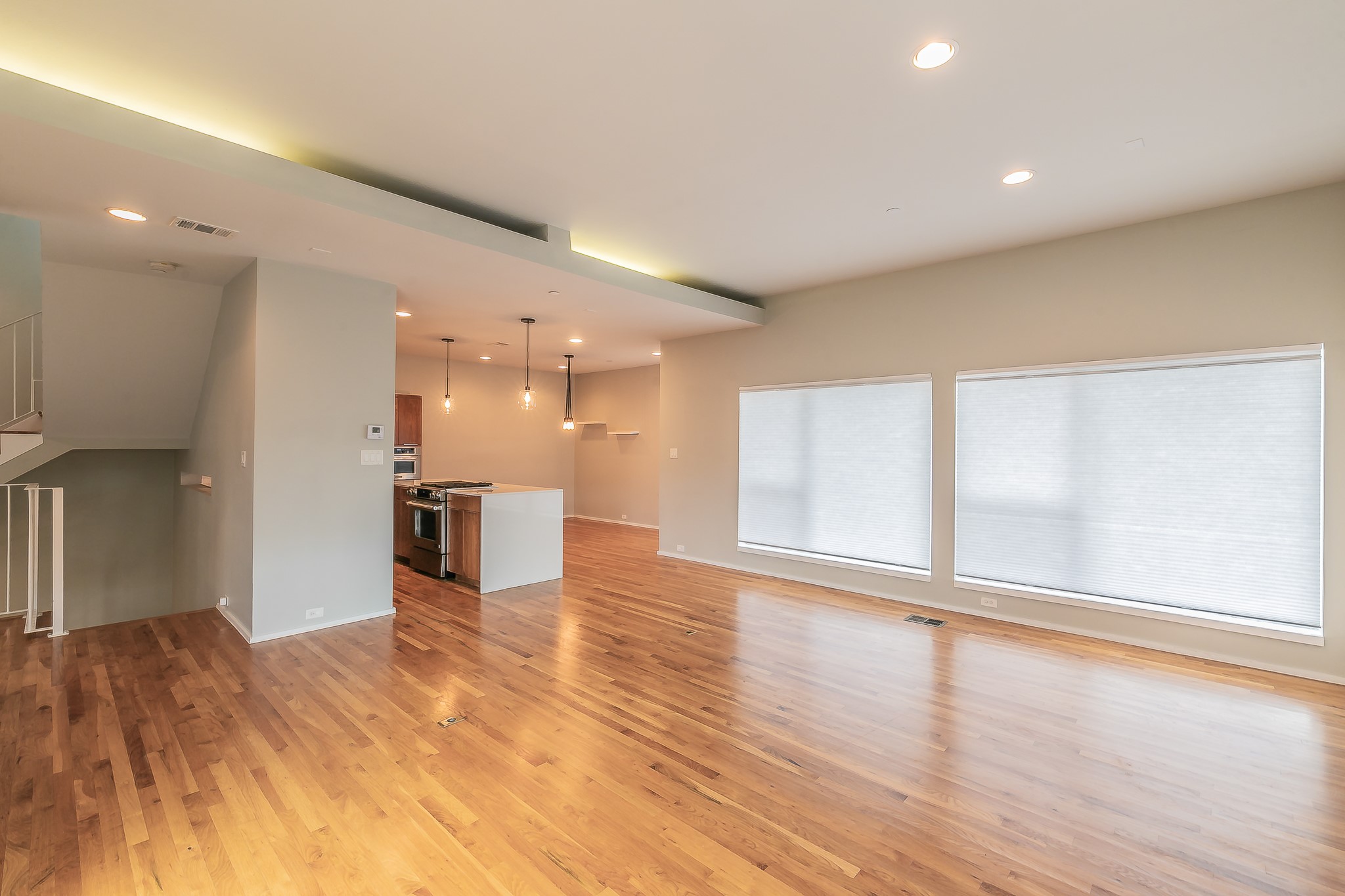 5205 Capitol Avenue 6