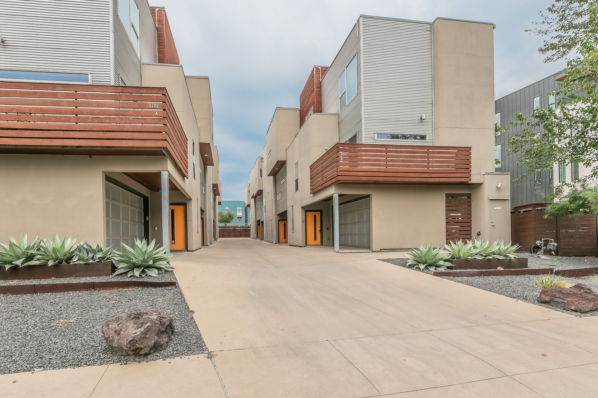 5205 Capitol Avenue 6