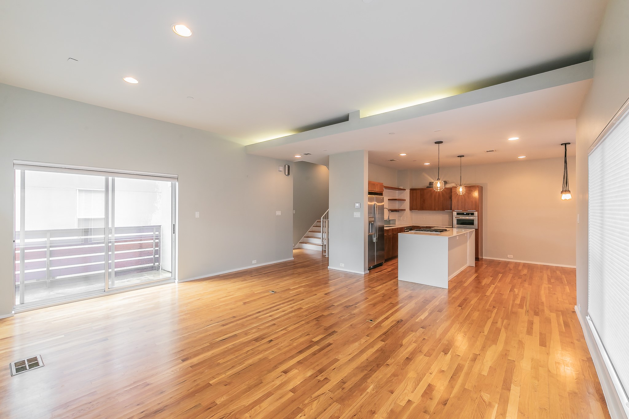 5205 Capitol Avenue 6