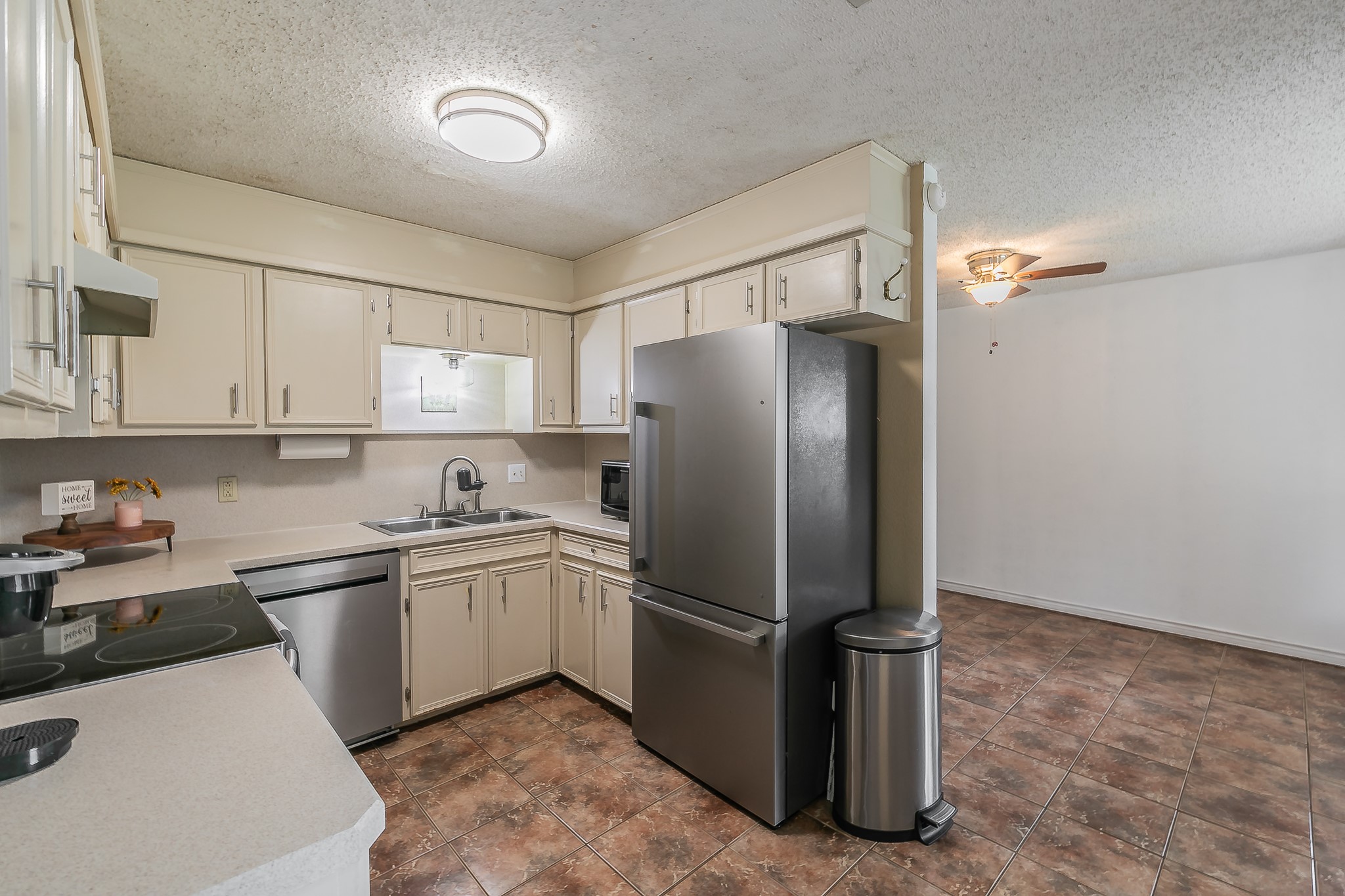 6319 Carrizo Drive