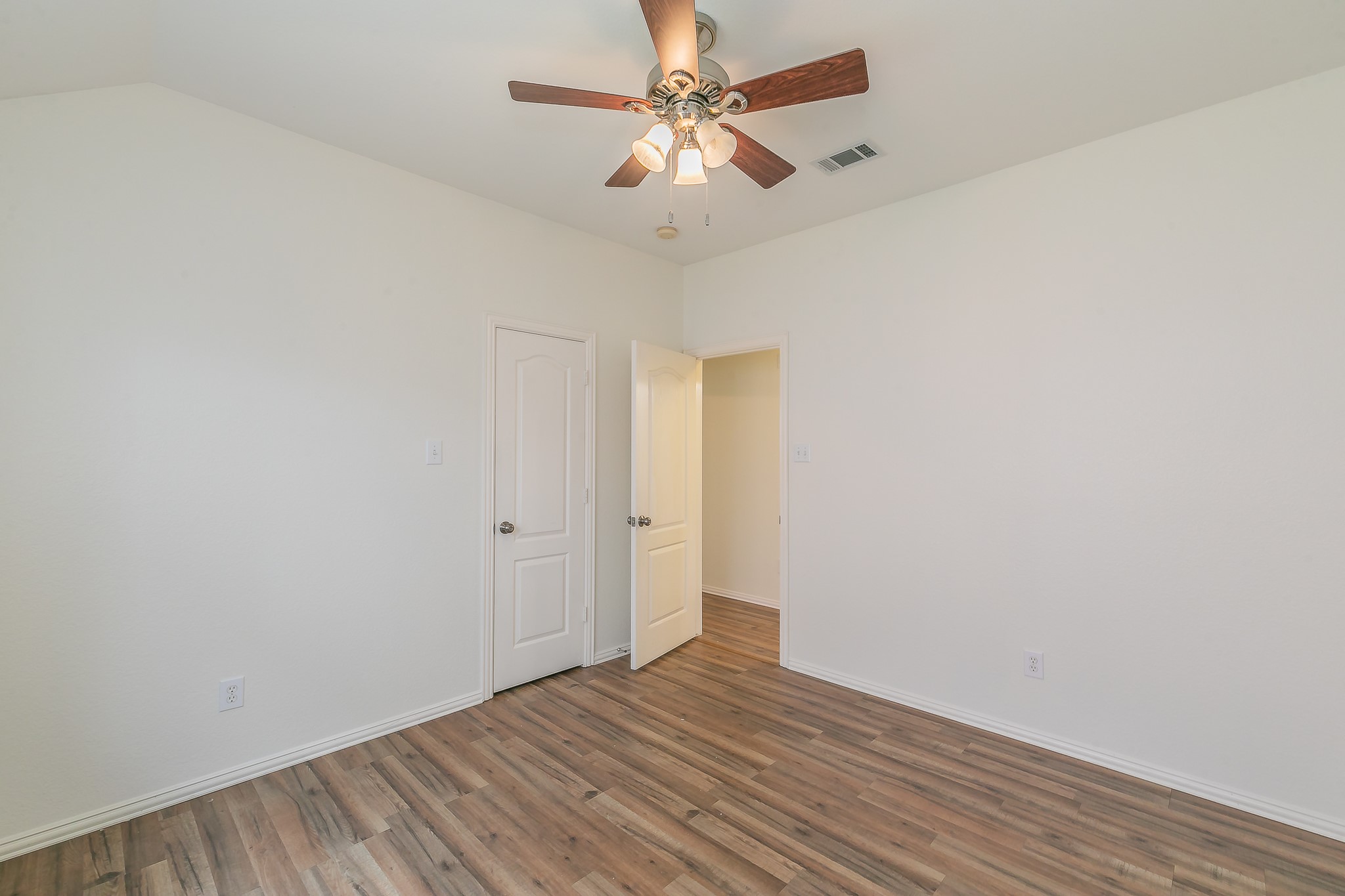 4633 Baldwin Lane