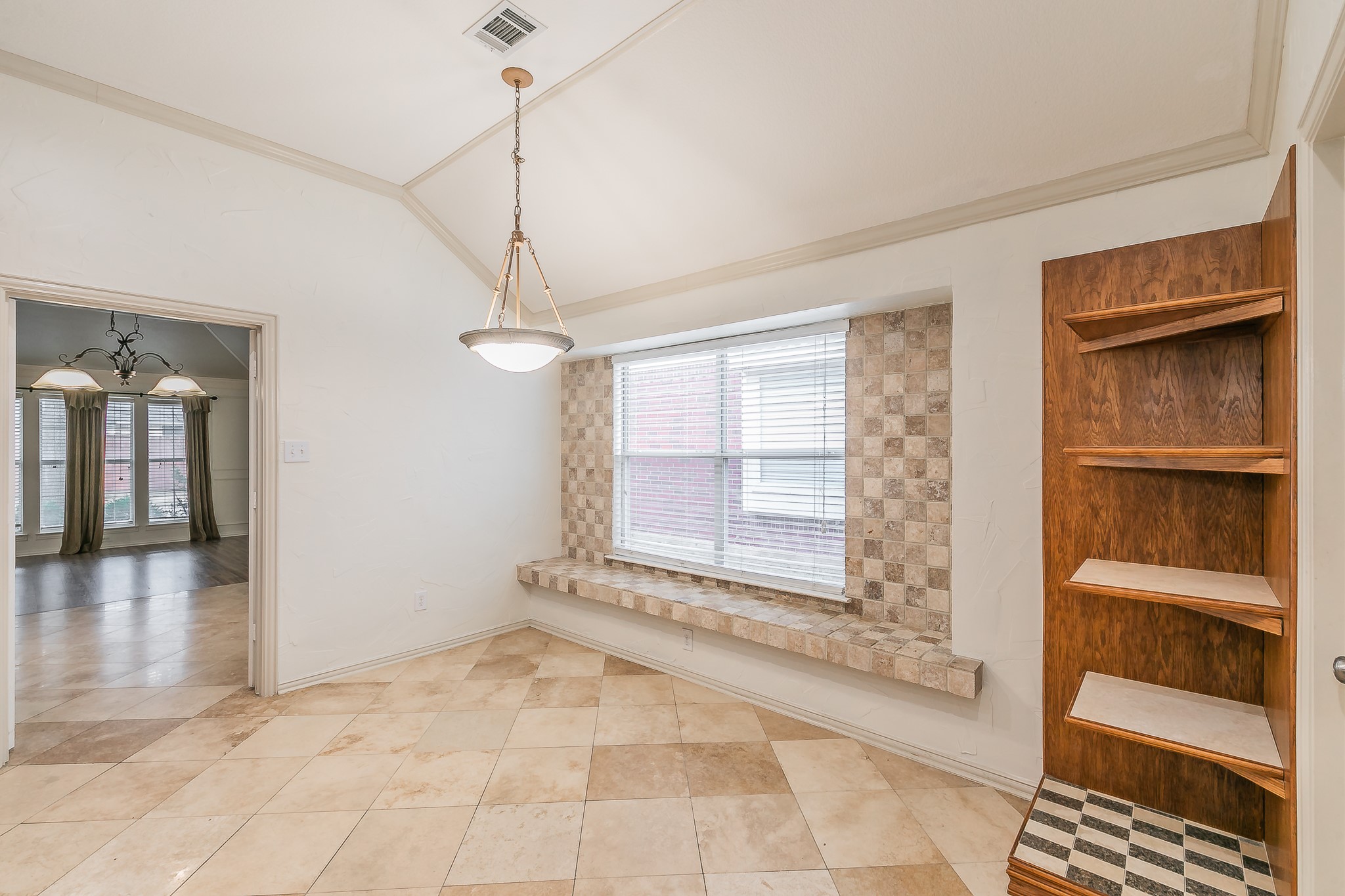 4633 Baldwin Lane