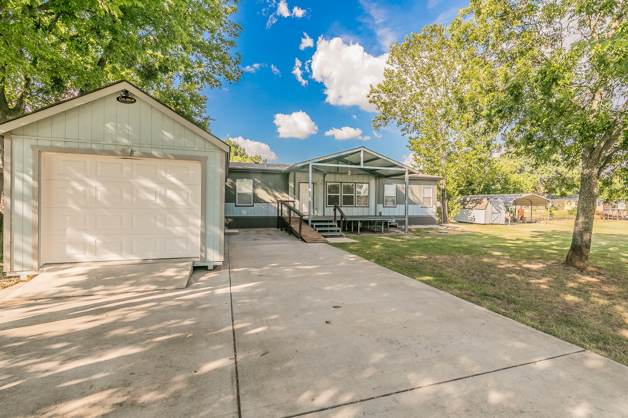 3813 Montego Bay Court