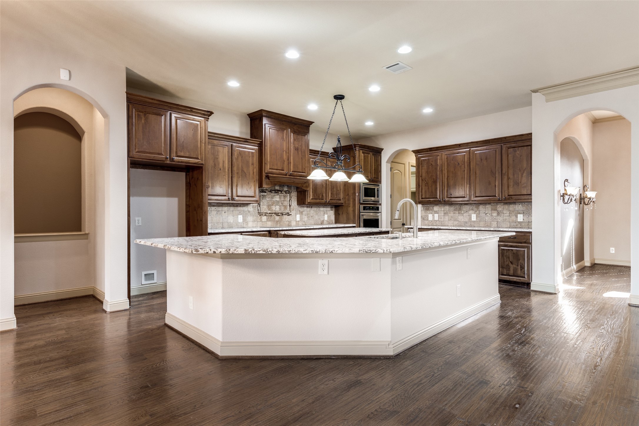 13861 James Ranch Court