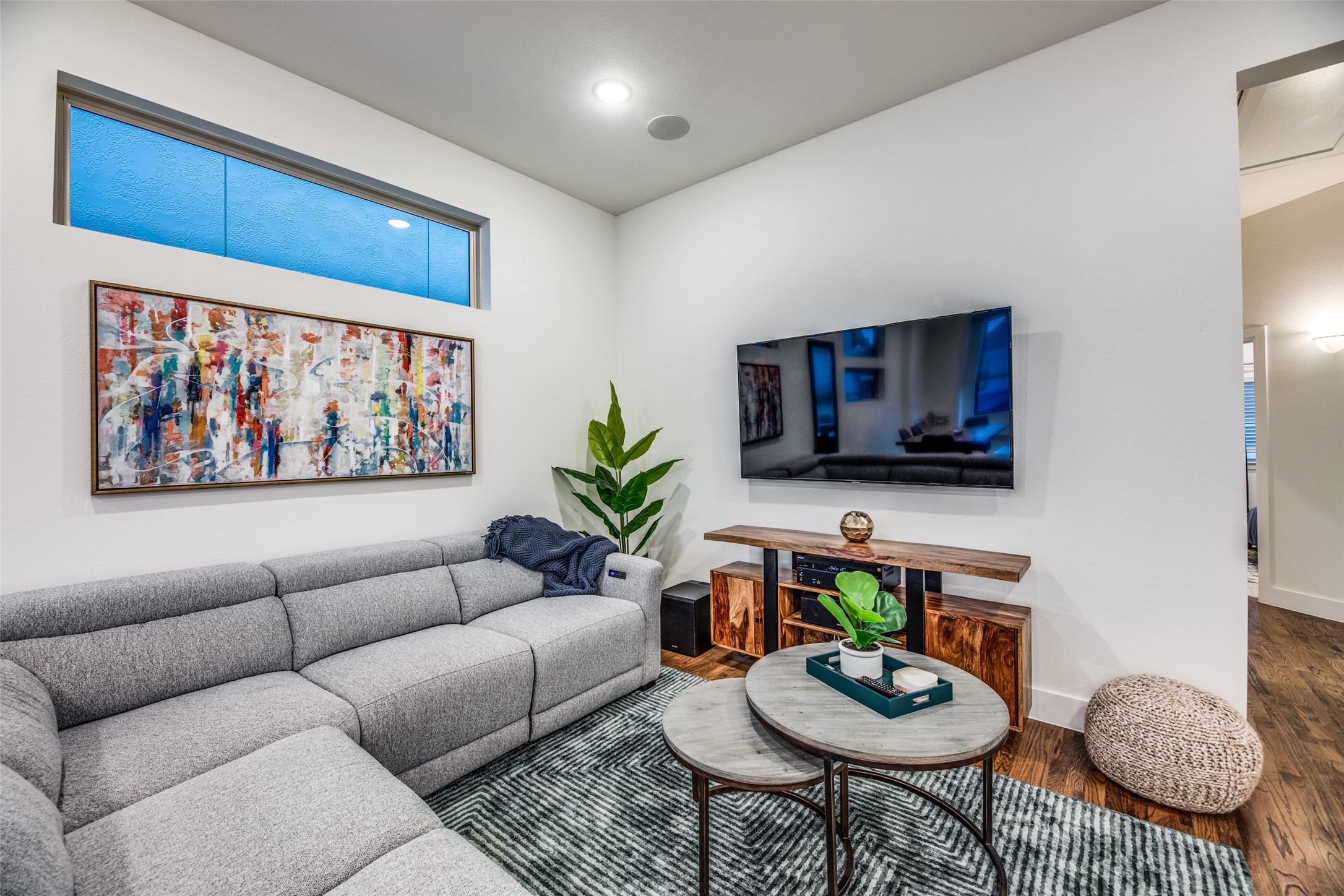 8246 Nunley Lane