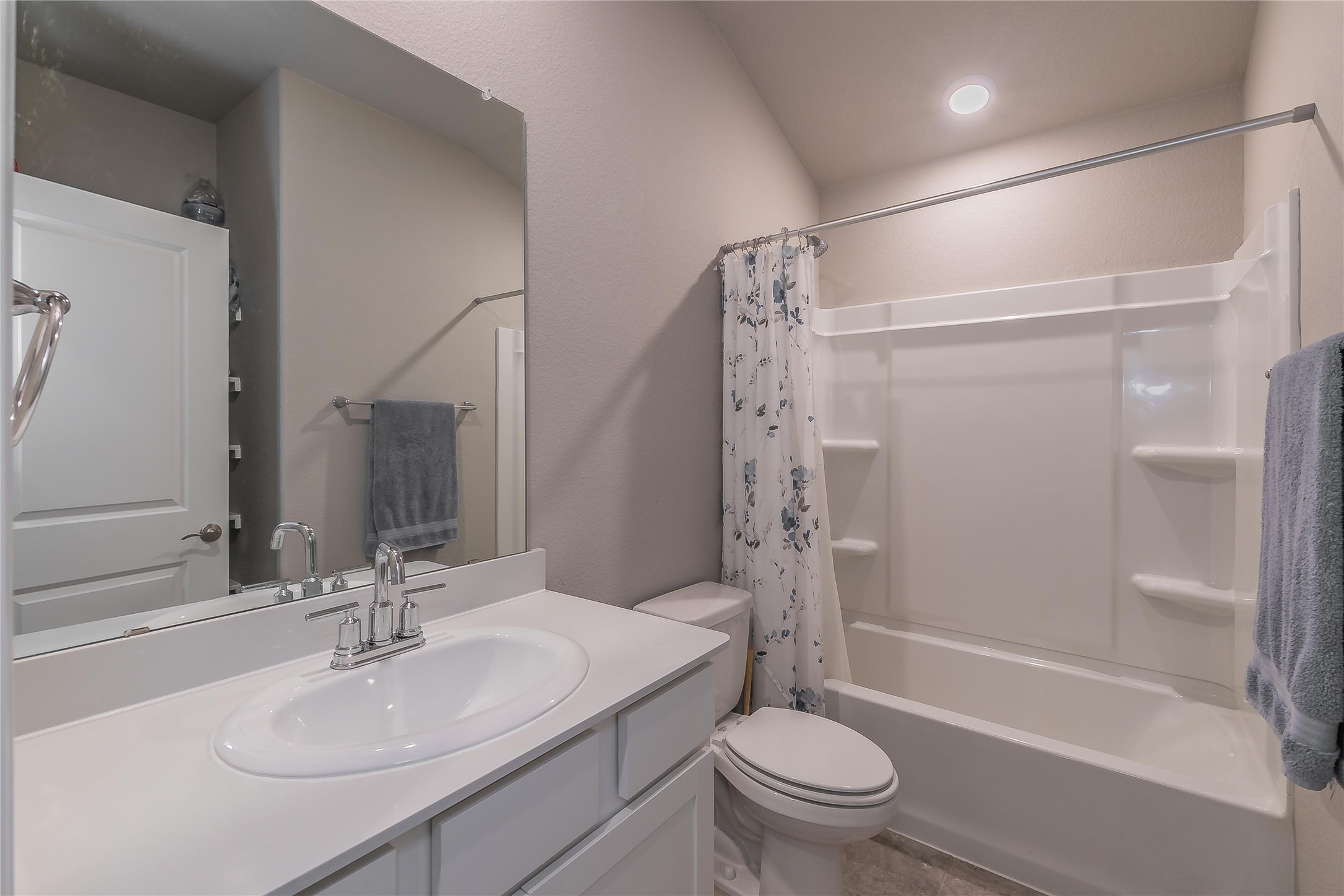 2537 Breccia Drive