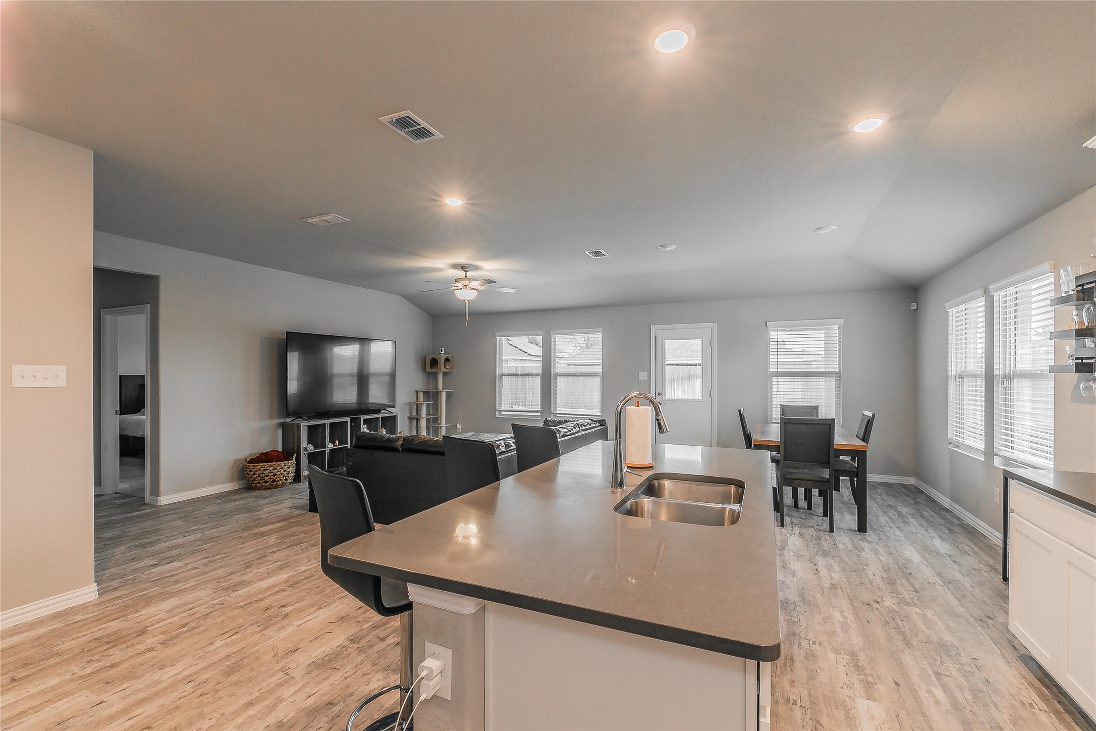 2537 Breccia Drive