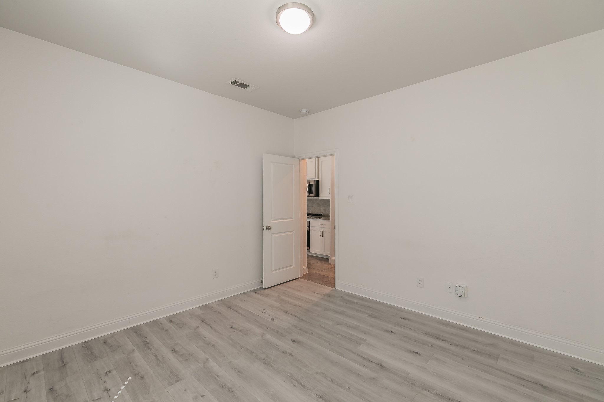 7509 Gairlock Drive
