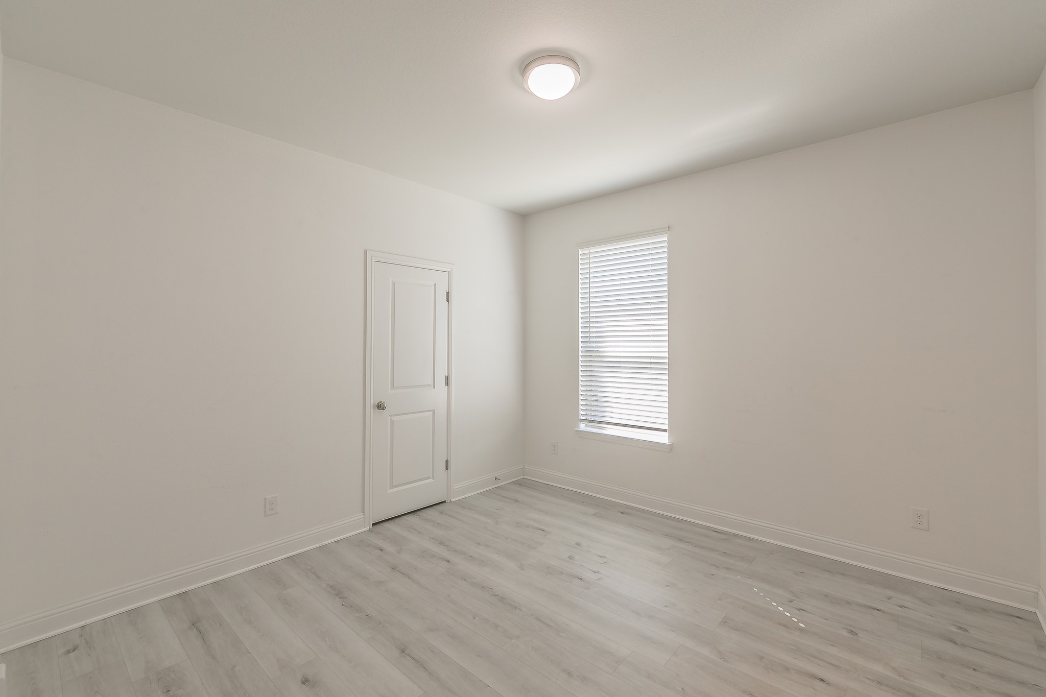 7509 Gairlock Drive