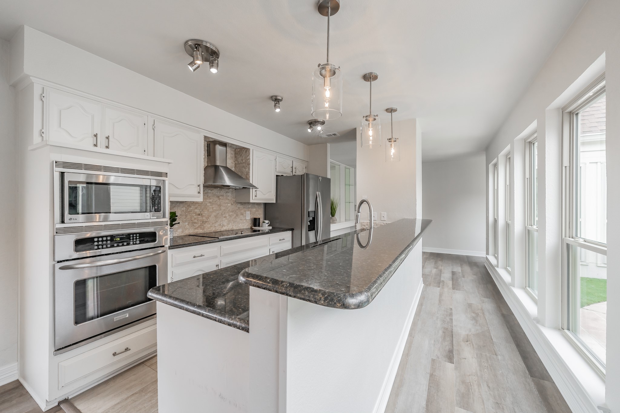 3004 Sheraton Drive