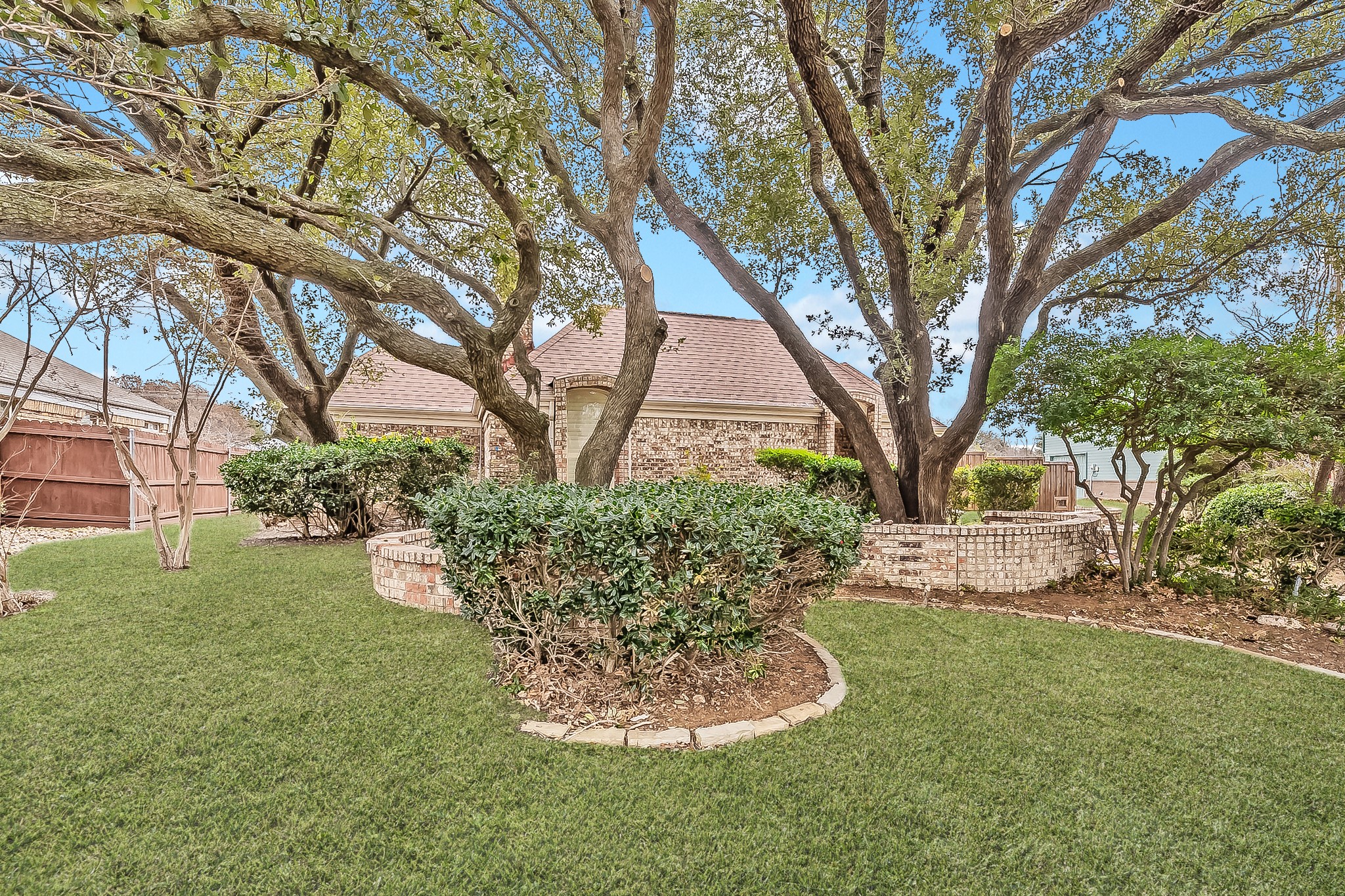 3004 Sheraton Drive