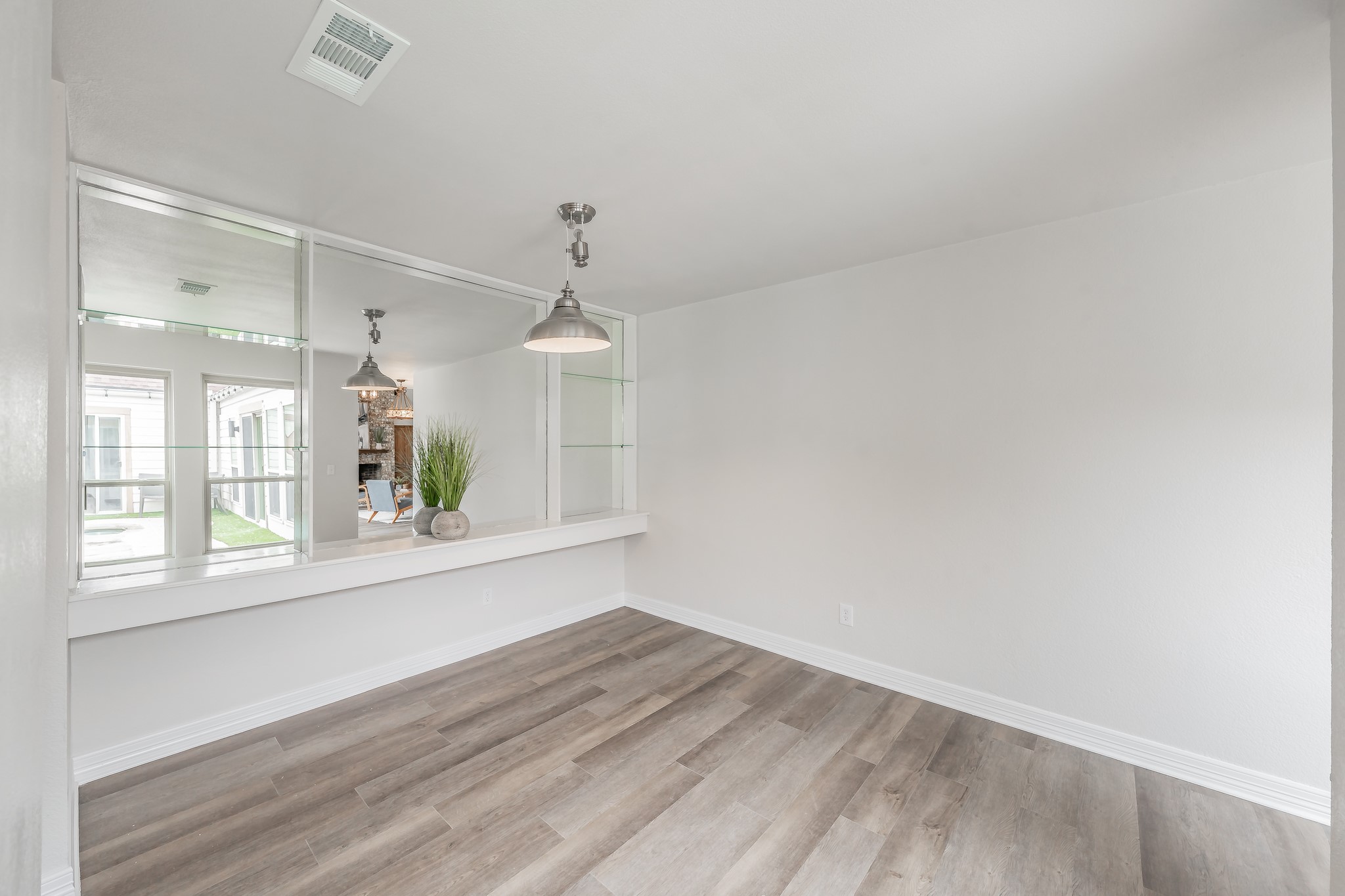 3004 Sheraton Drive