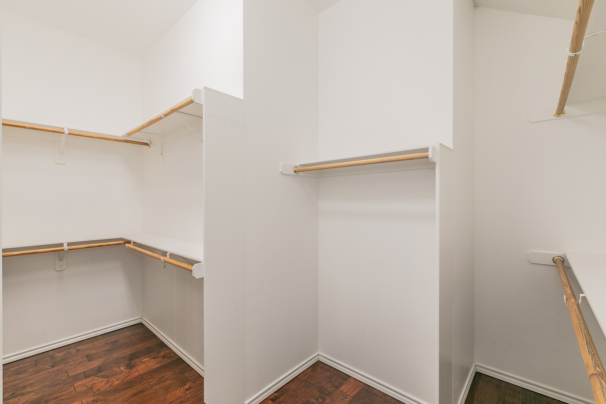 5504 La Bandera Trail