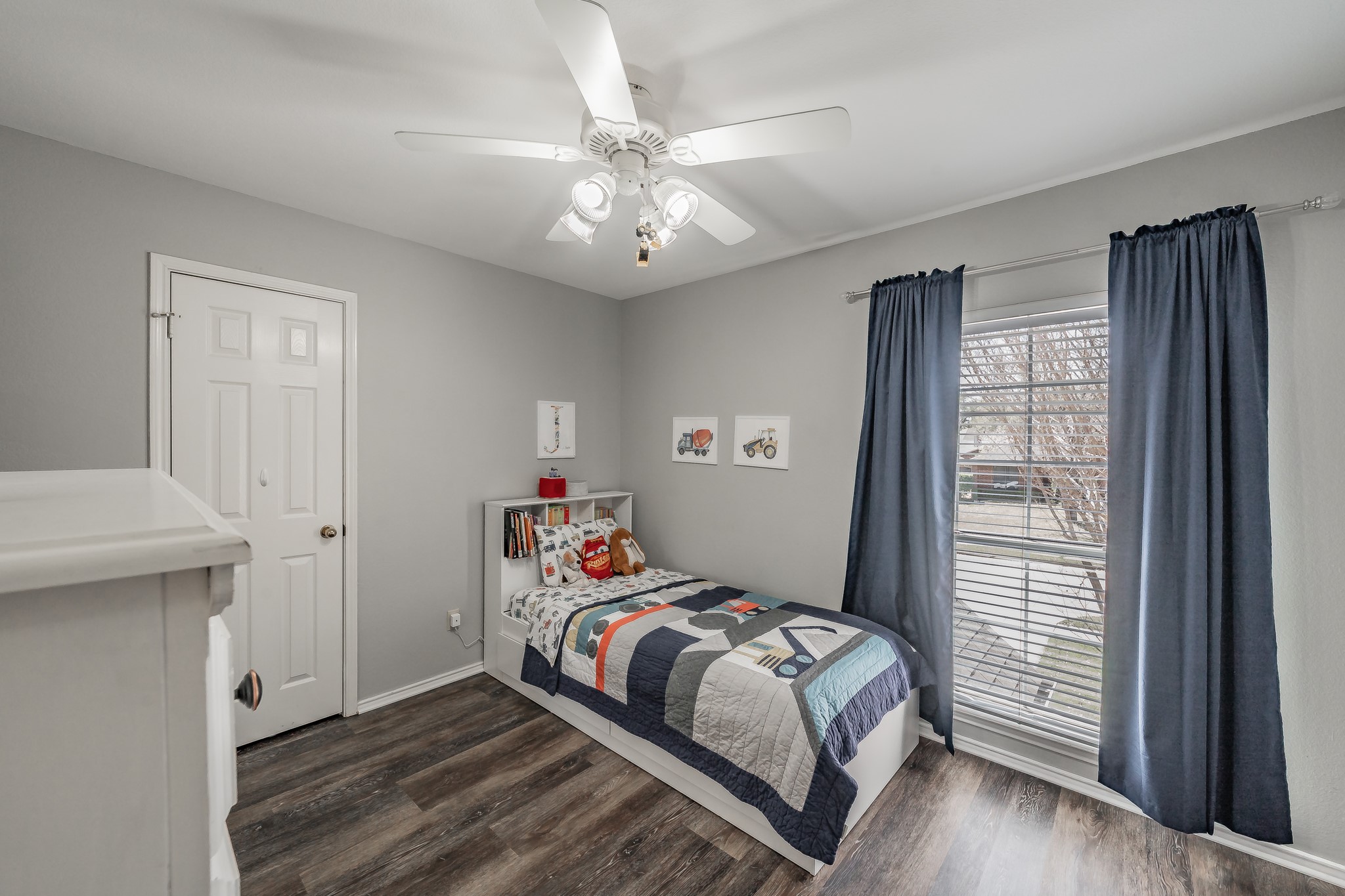 4916 Wolf Creek Trail