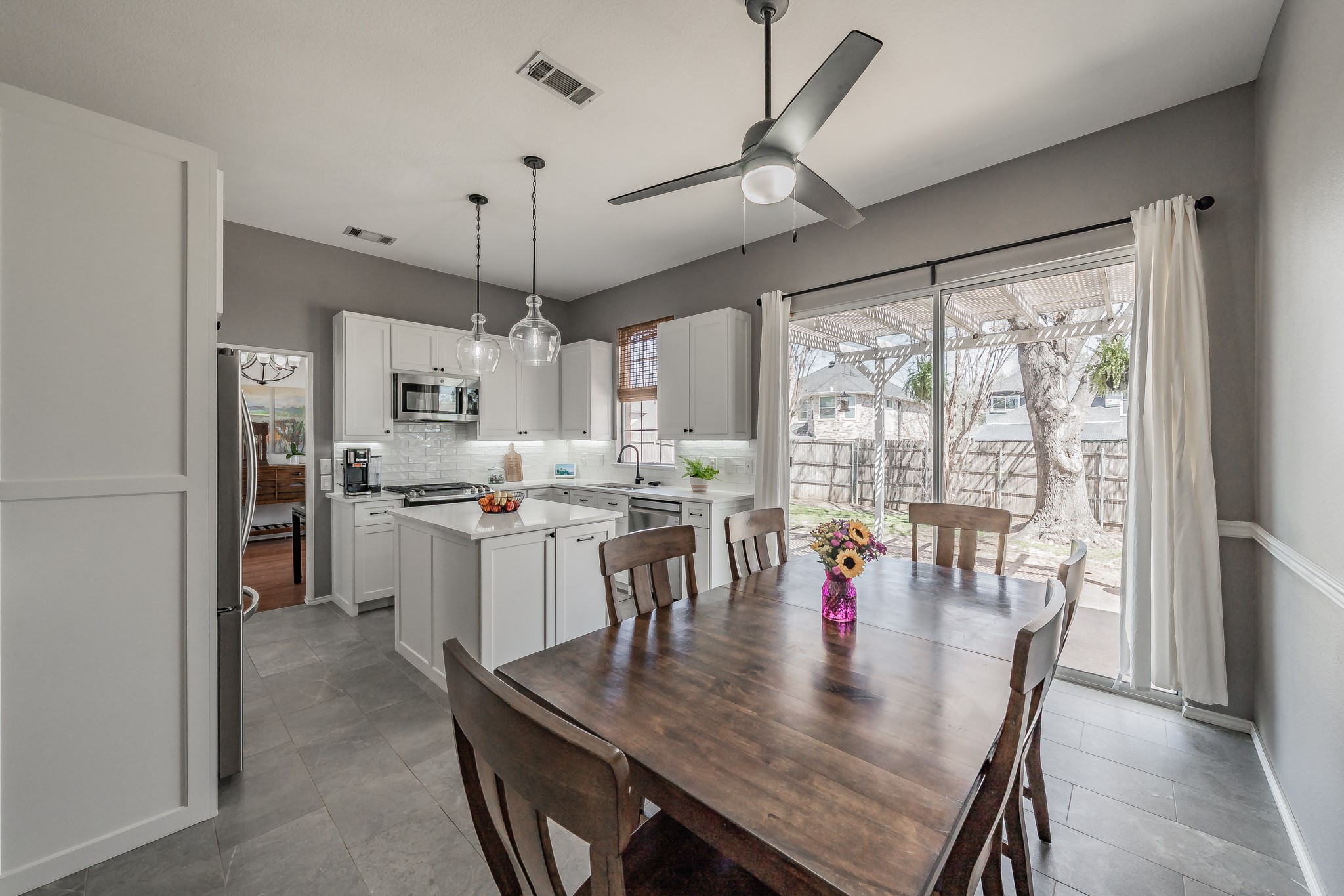 4916 Wolf Creek Trail