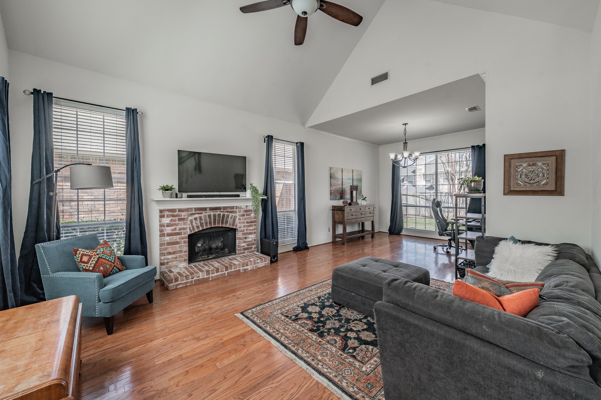 4916 Wolf Creek Trail