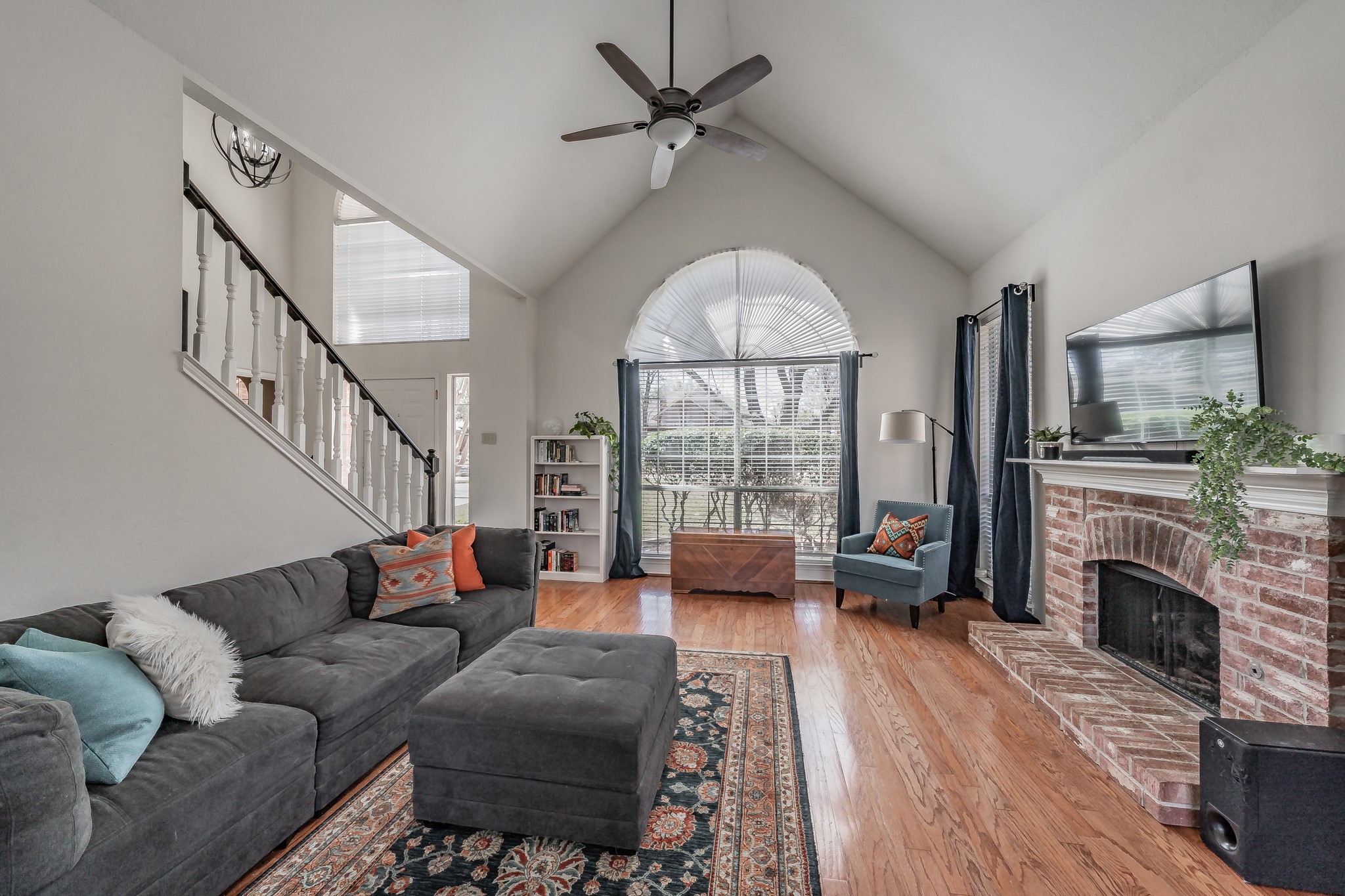 4916 Wolf Creek Trail