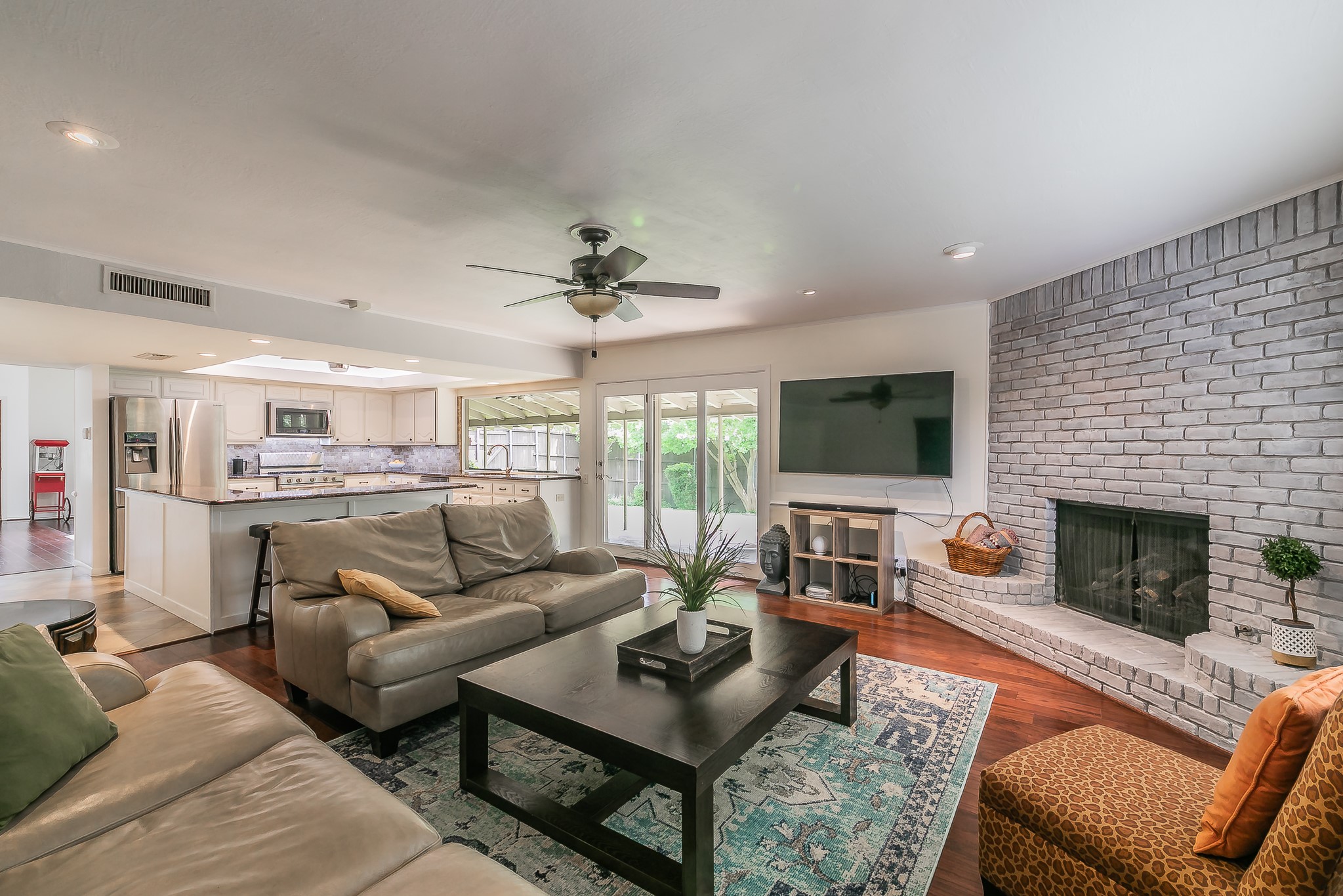 6772 Town Bluff Drive
