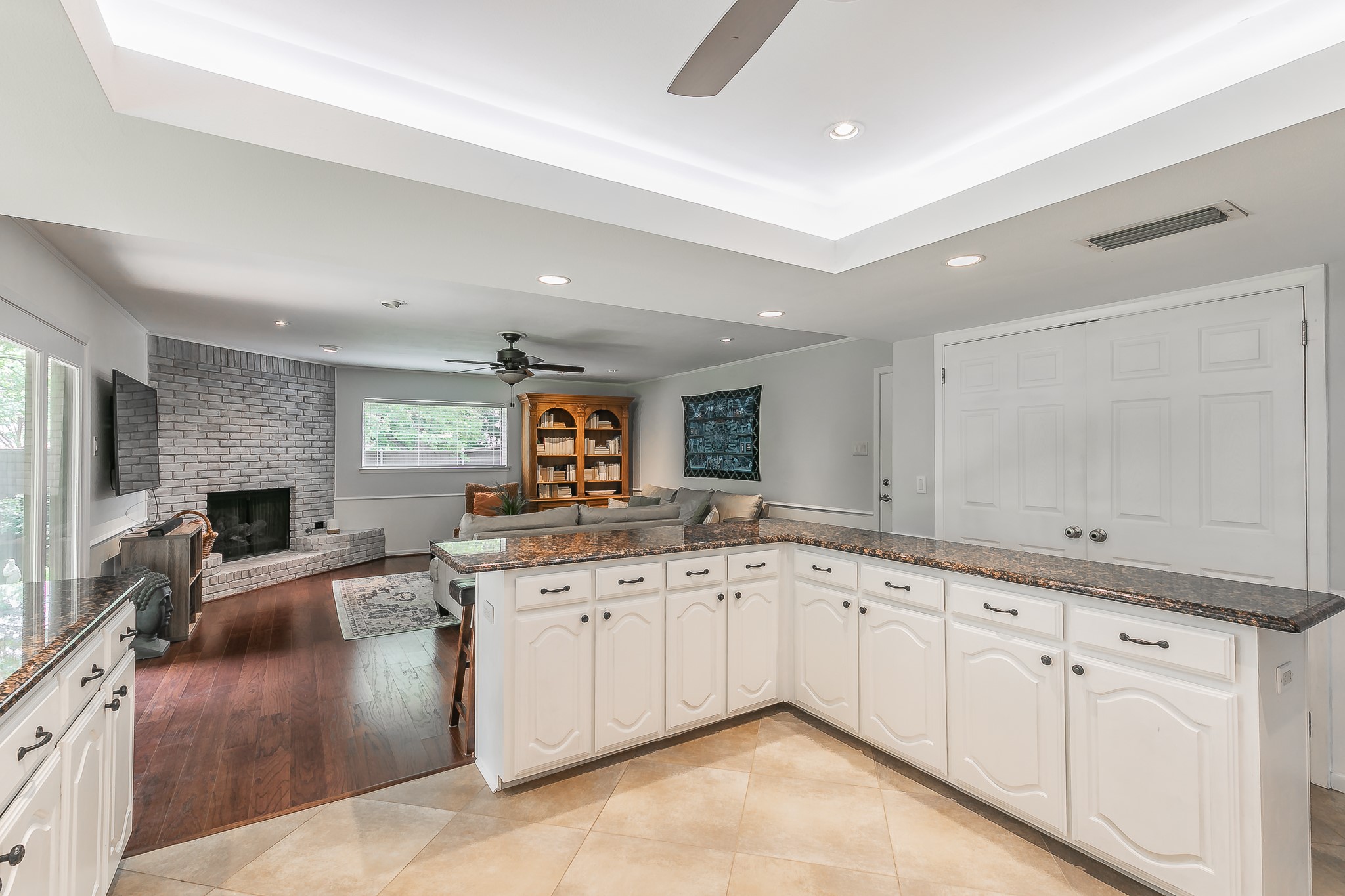 6772 Town Bluff Drive