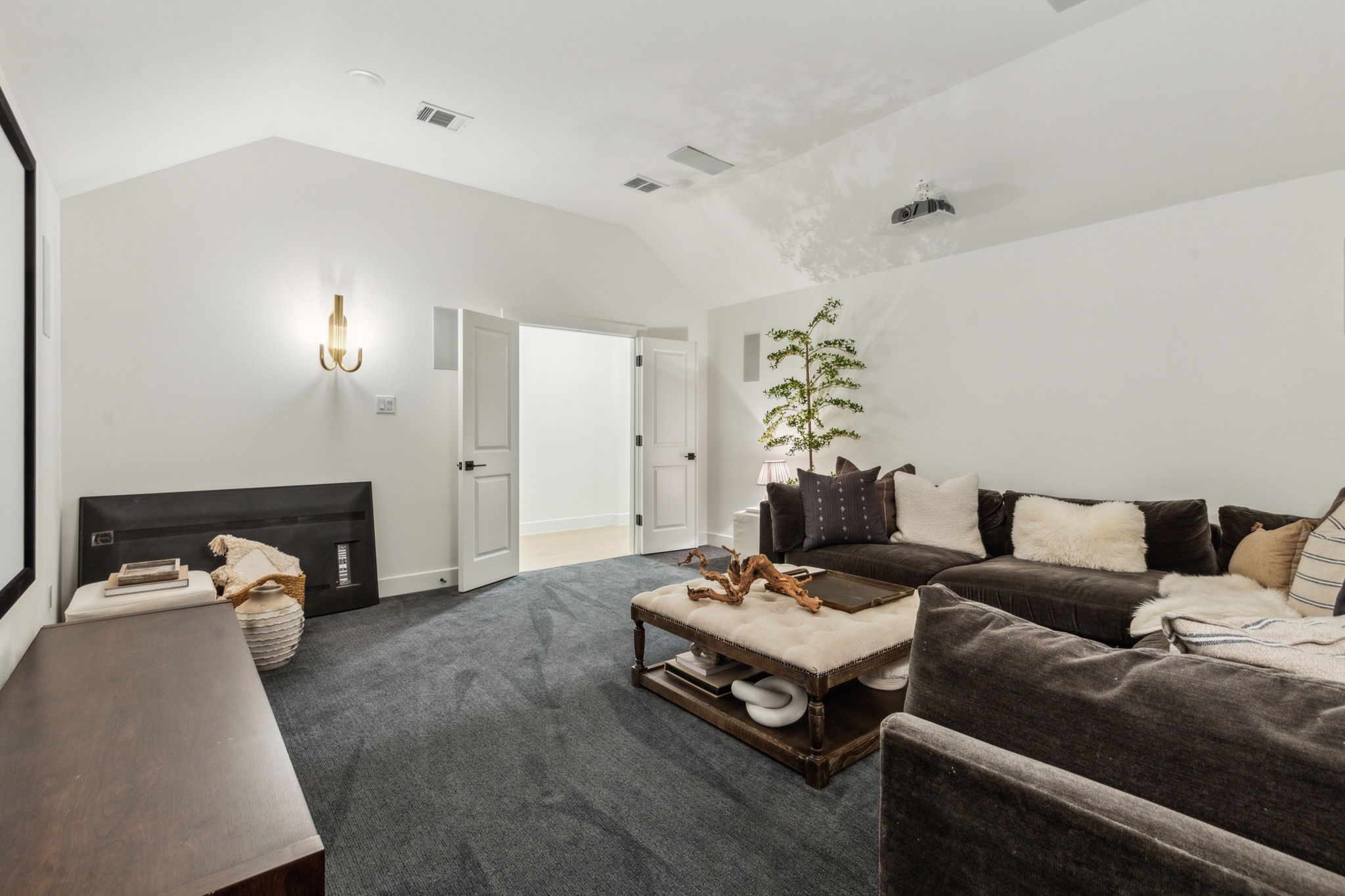 2217 Sherluck Court