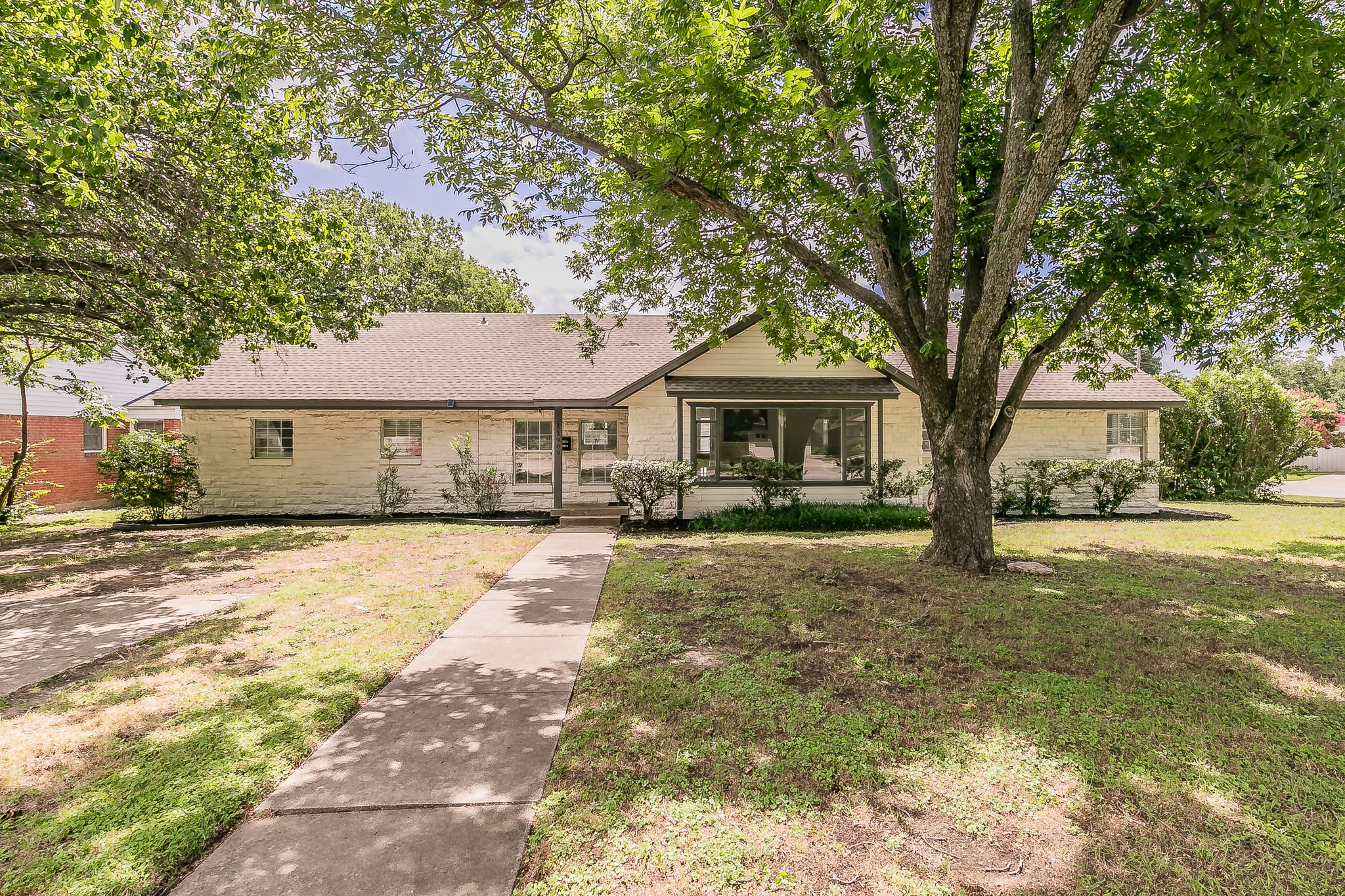 3909 Trail Lake Drive