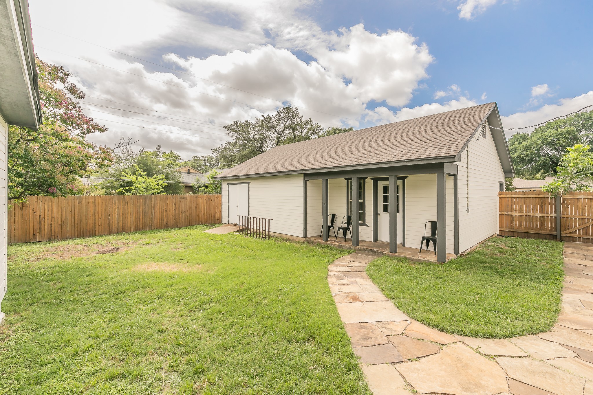 3909 Trail Lake Drive