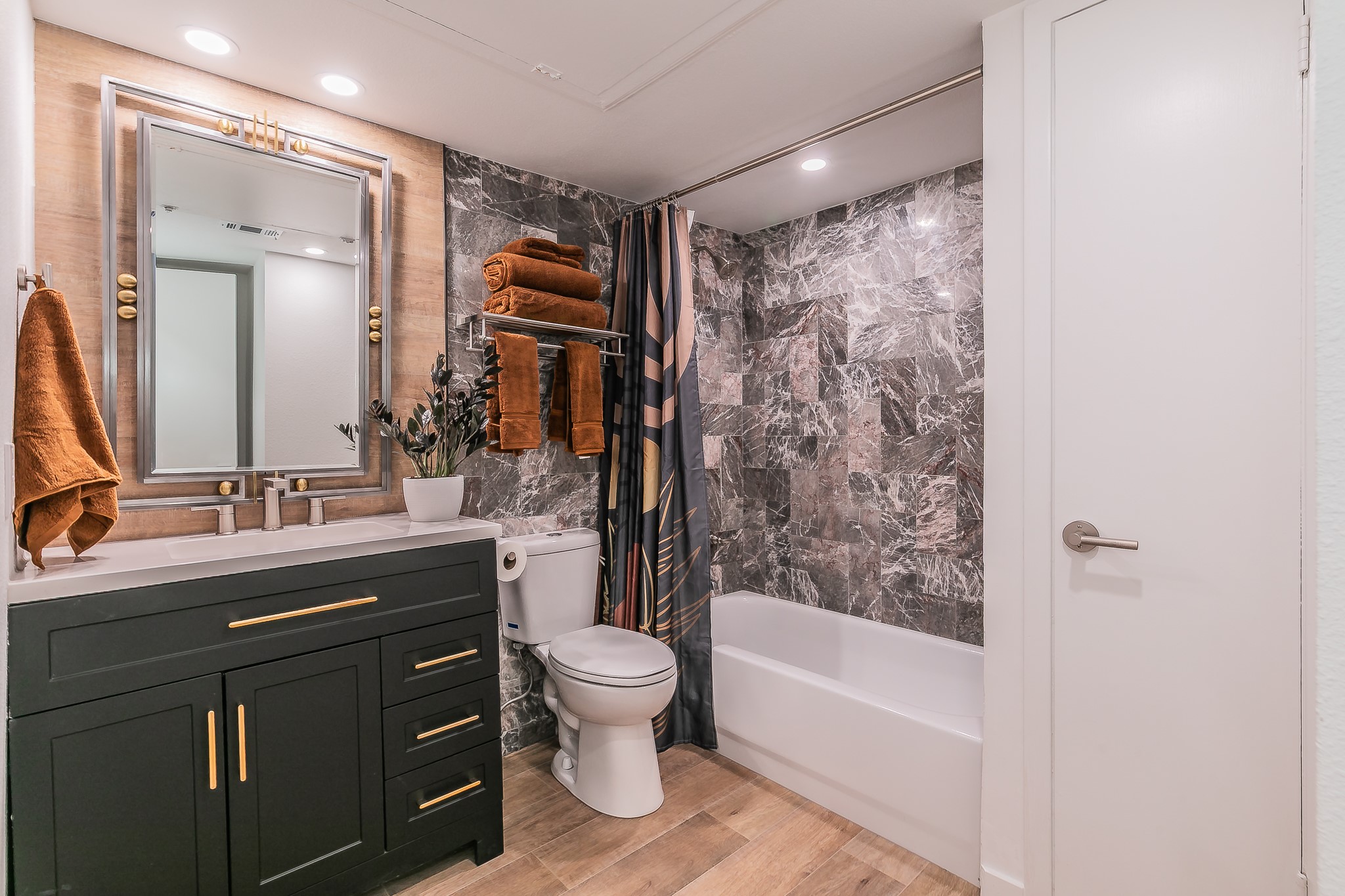 4851 Cedar Springs Road 175