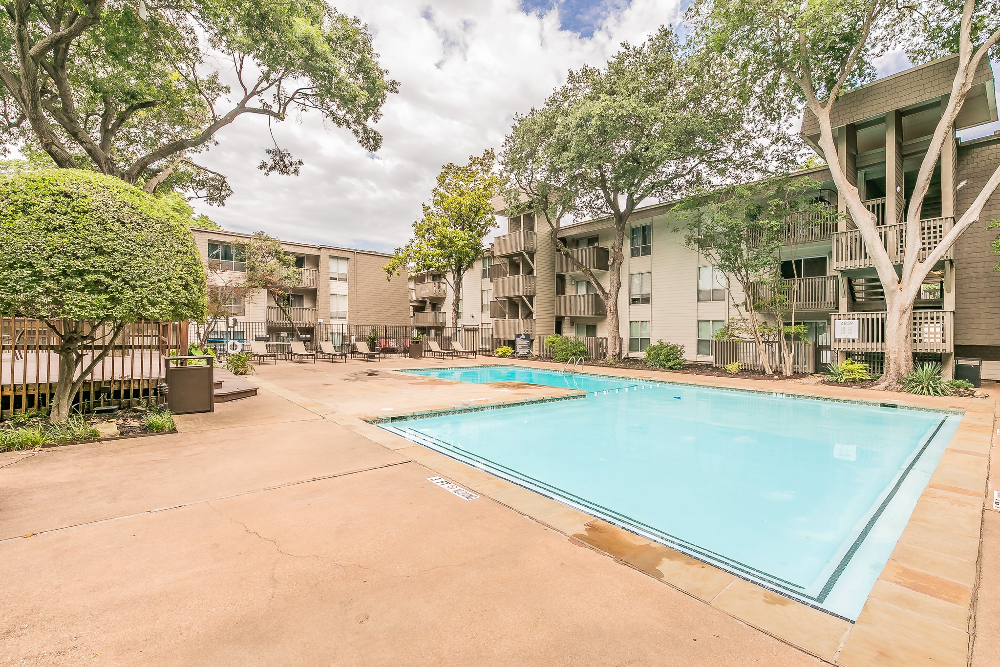 4851 Cedar Springs Road 175