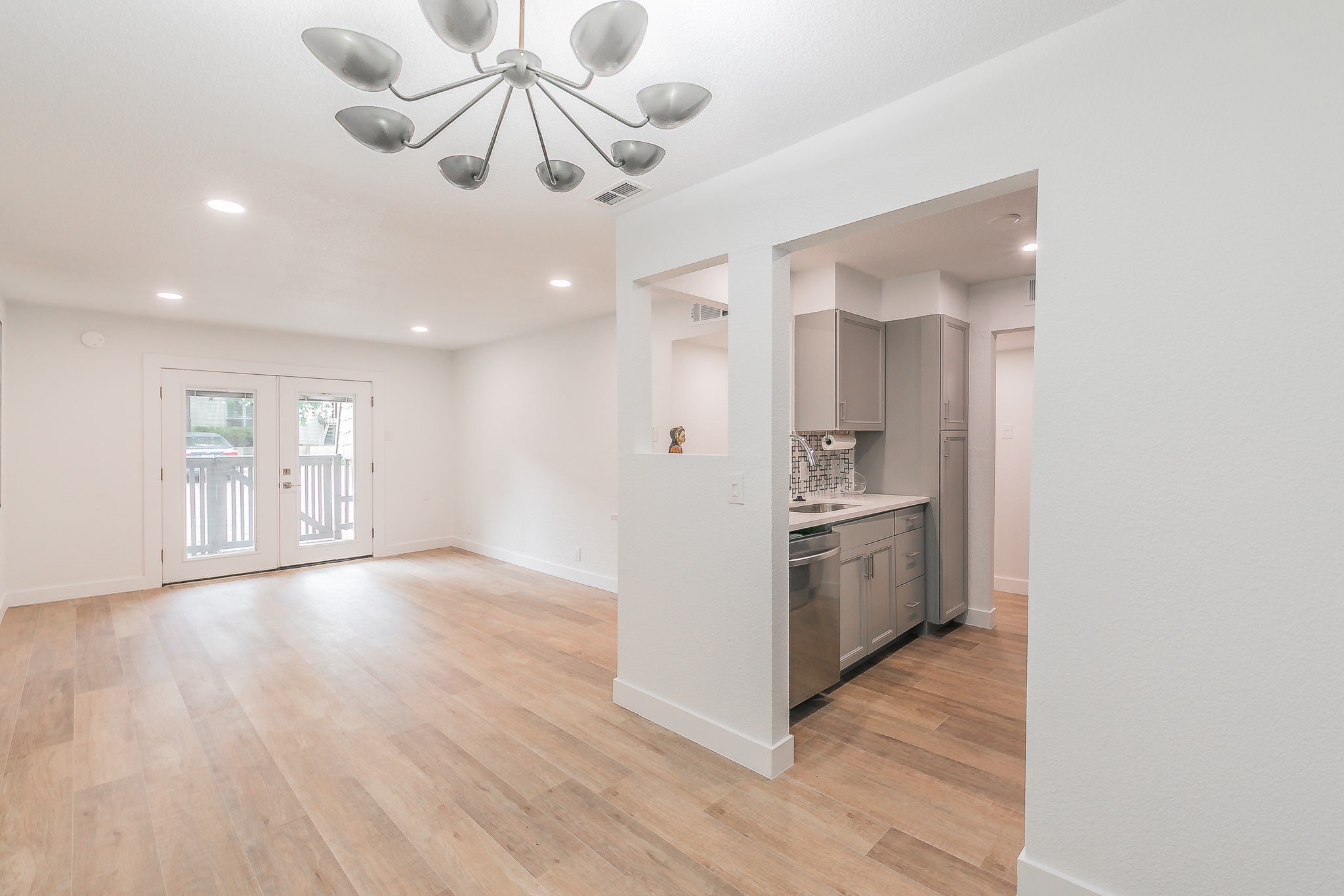 4851 Cedar Springs Road 175