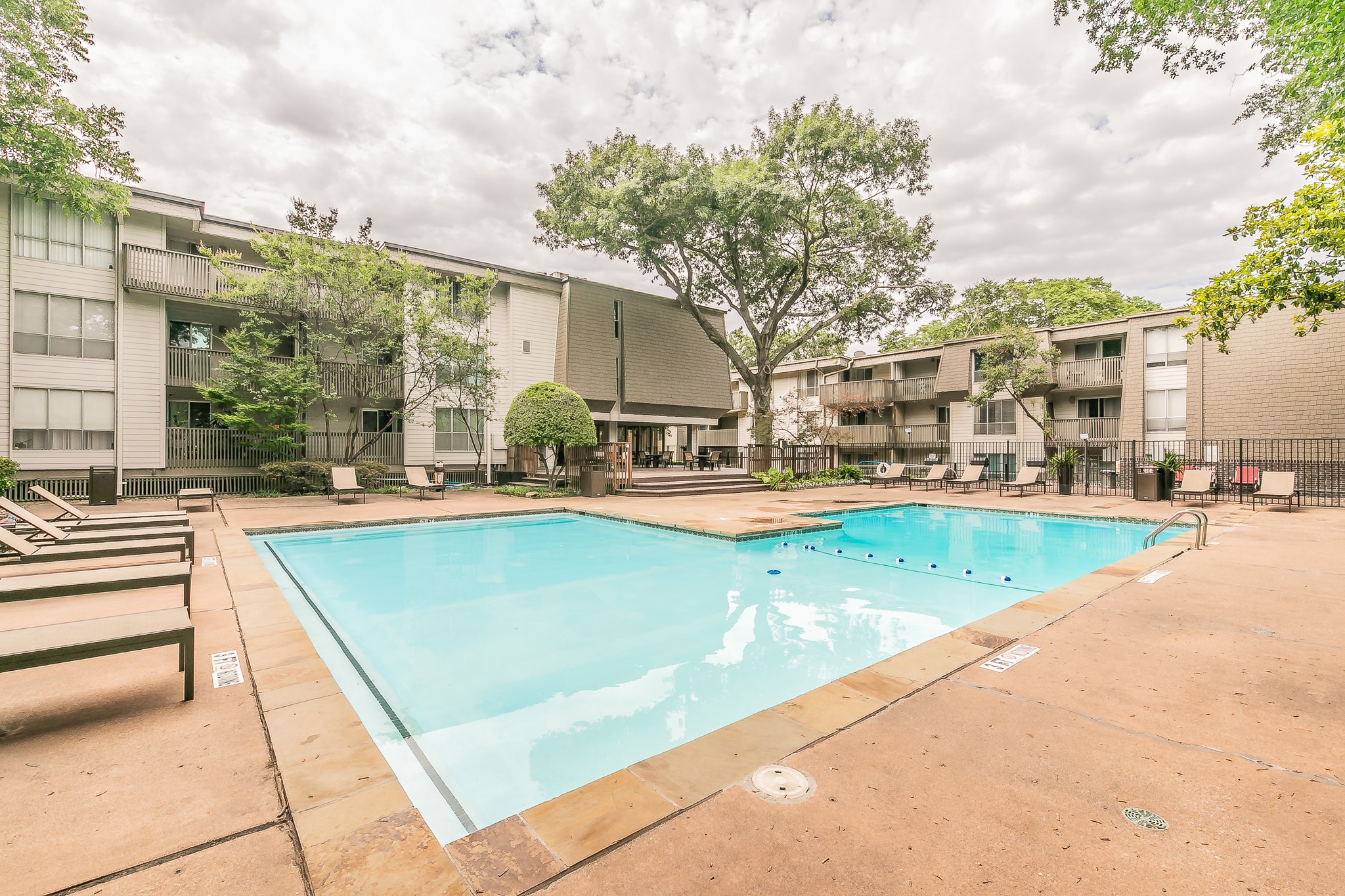 4851 Cedar Springs Road 175