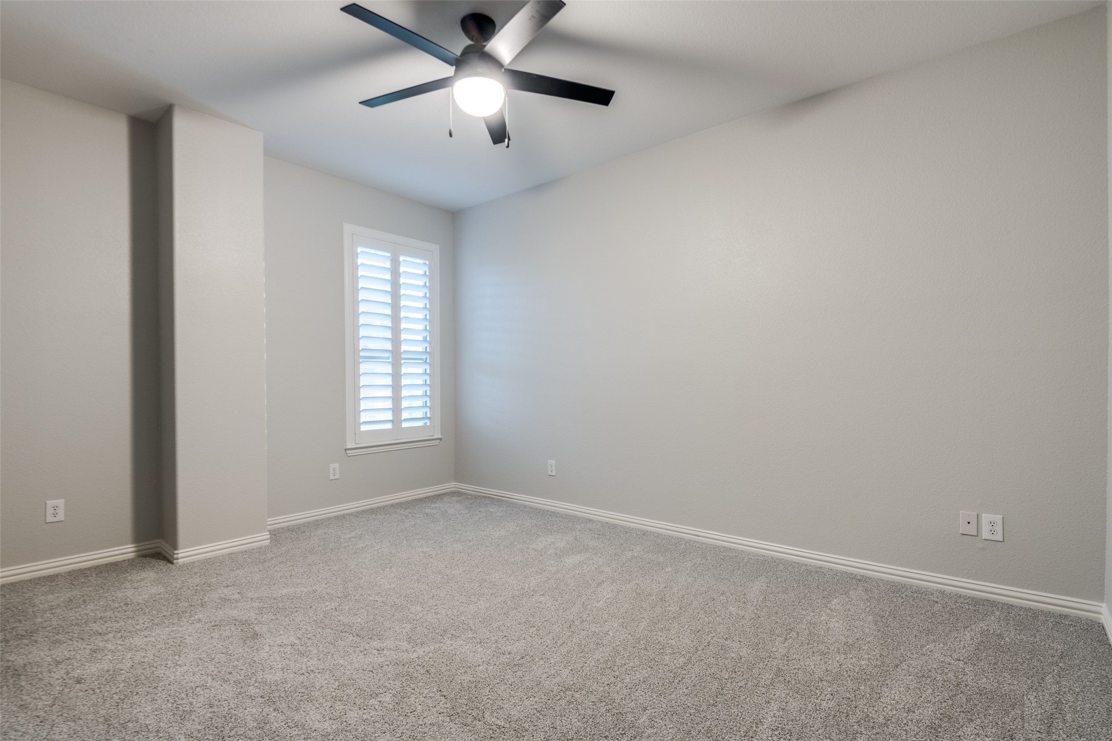 2336 Round Mountain Circle