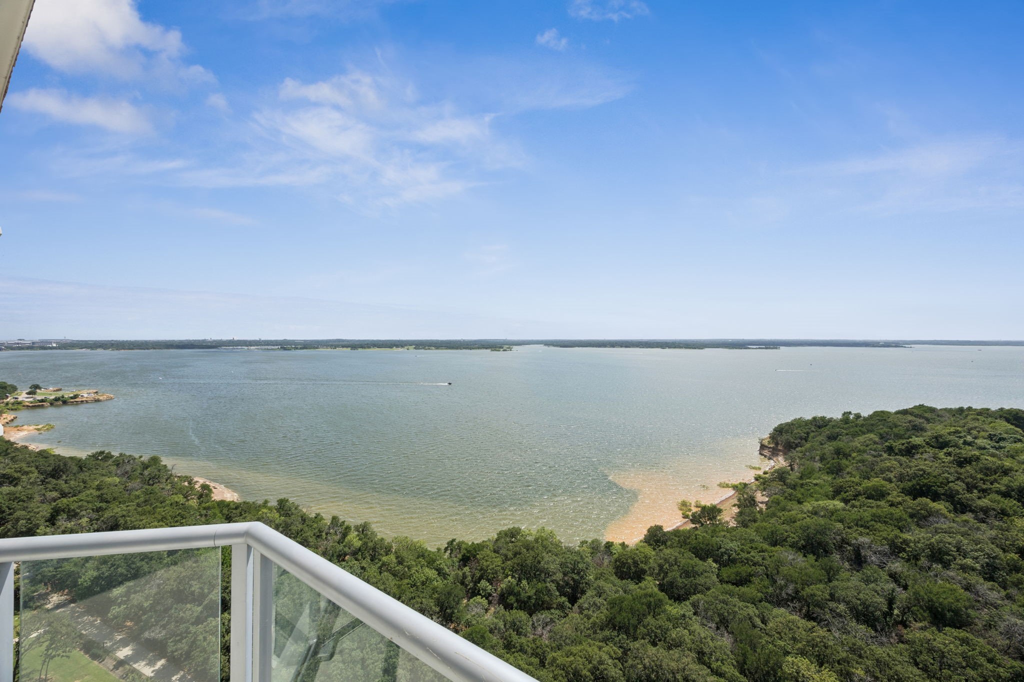 2800 Lakeside Parkway 1502