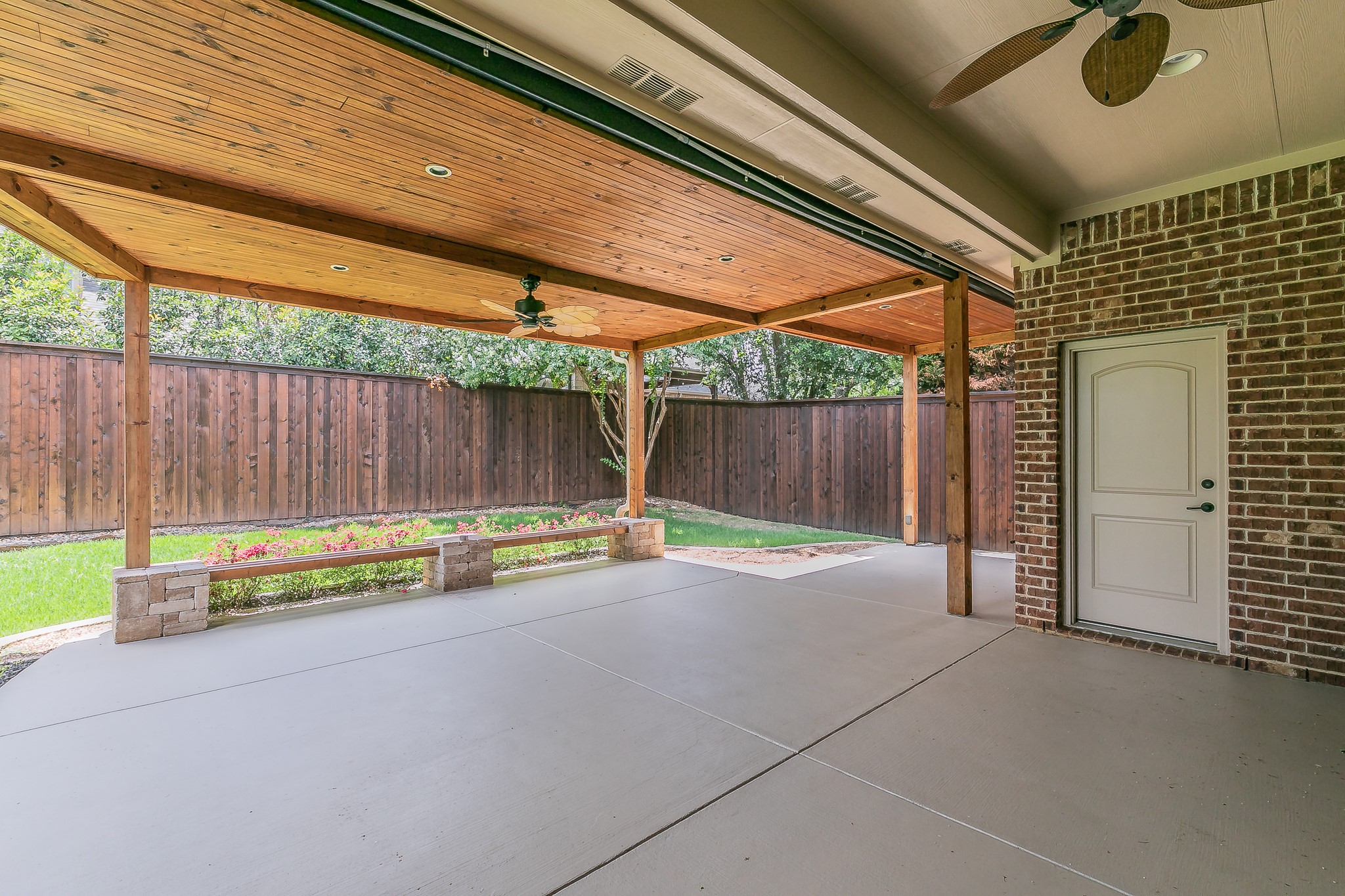 2732 Waverley Drive