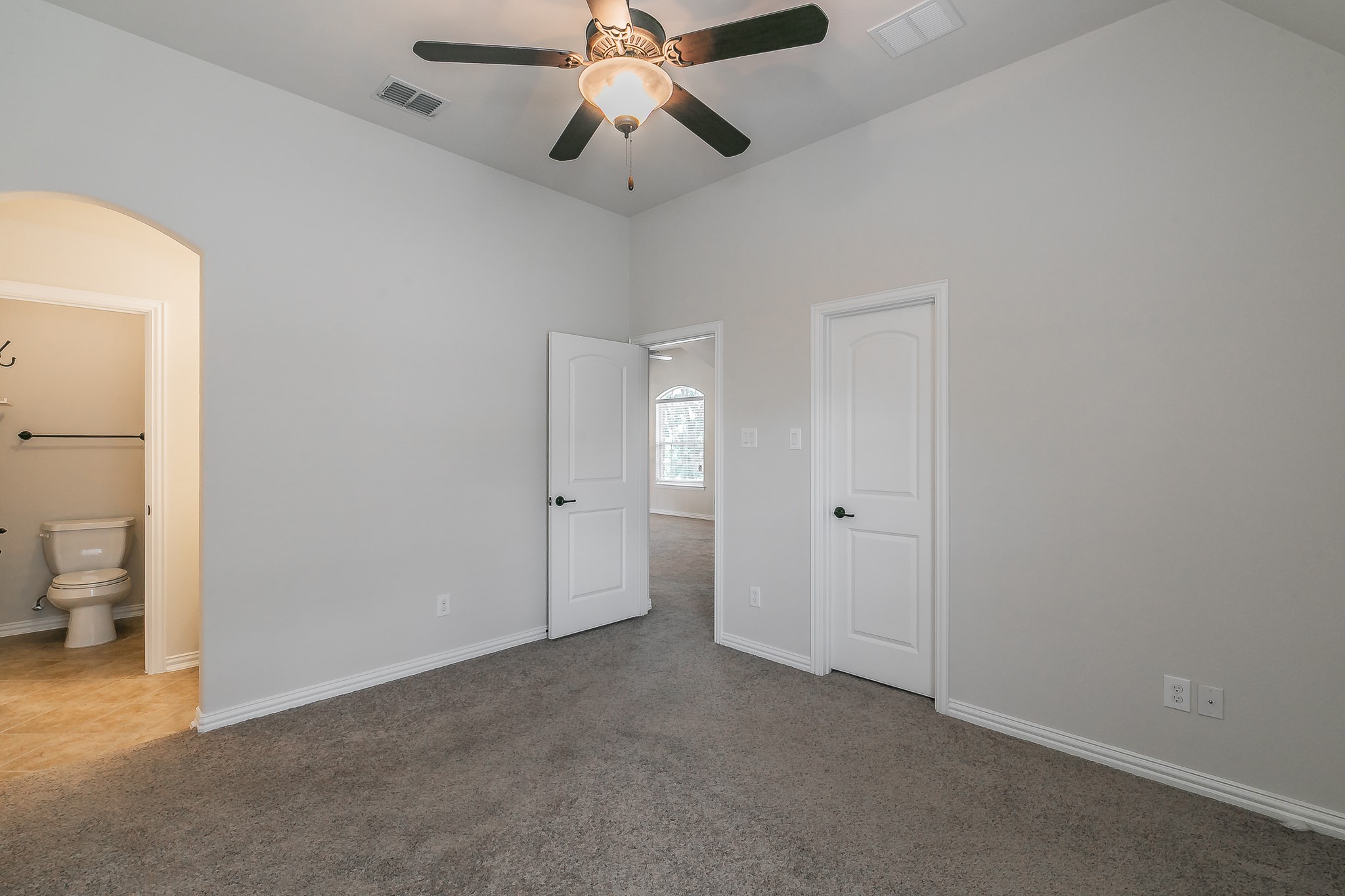 2732 Waverley Drive
