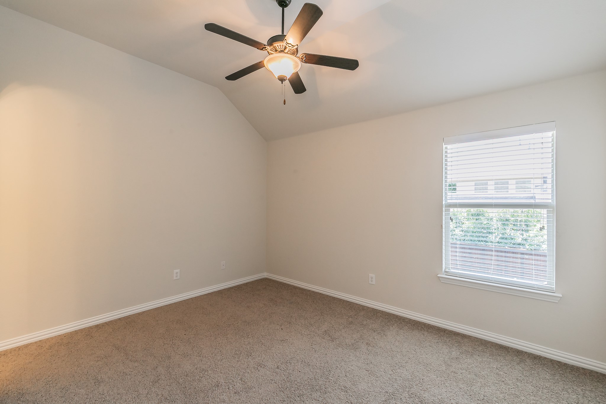 2732 Waverley Drive