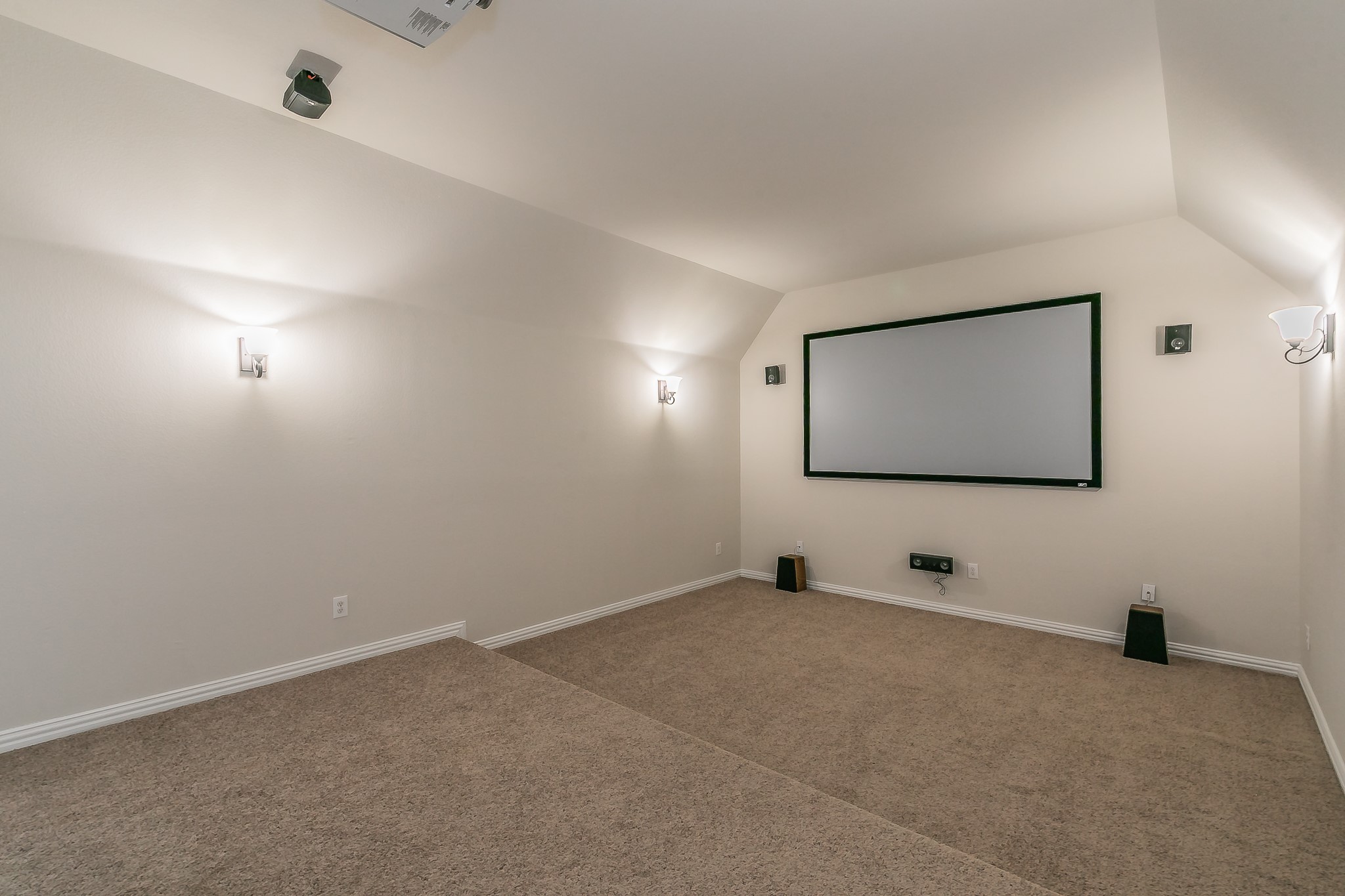 2732 Waverley Drive